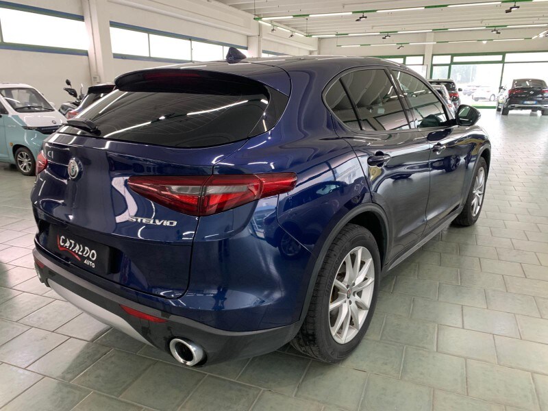 Cataldo Auto, concessionaria multimarca, Audi, Fiat, Seat, Jeep, Volkswagen e Alfa Romeo a Marina di Gioiosa