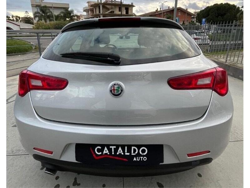 Cataldo Auto, concessionaria multimarca, Audi, Fiat, Seat, Jeep, Volkswagen e Alfa Romeo a Marina di Gioiosa