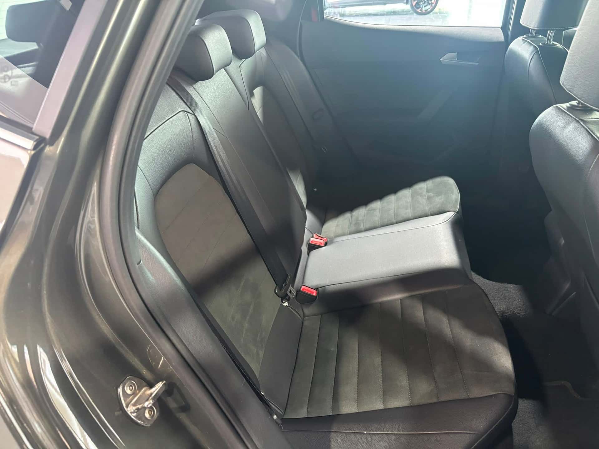 SEAT Arona 2022 1.0 ecotsi Xperience 110cv dsg - Immagine 18