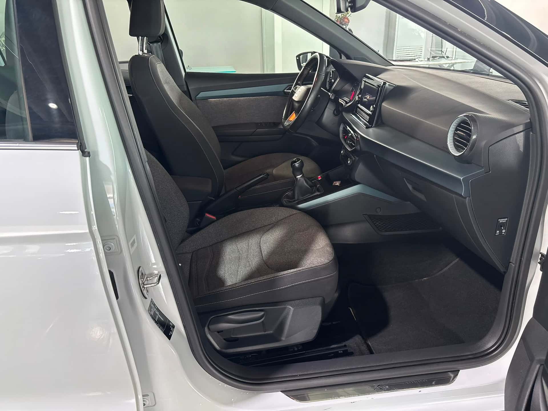 SEAT Arona 2022 1.0 ecotsi Xperience 95cv - Immagine 16