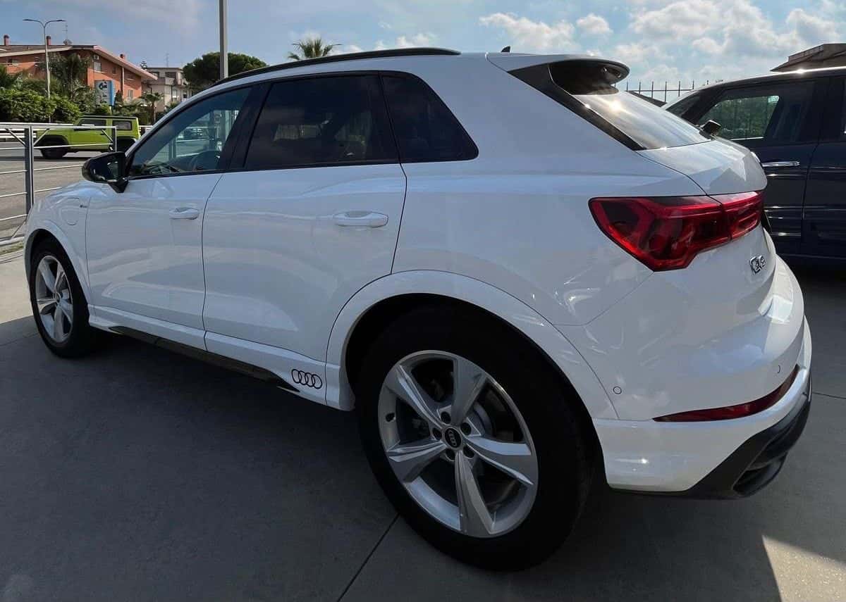 Audi Q3 II 2018 45 1.4 tfsi e S Line Edition s-tronic - Immagine 2