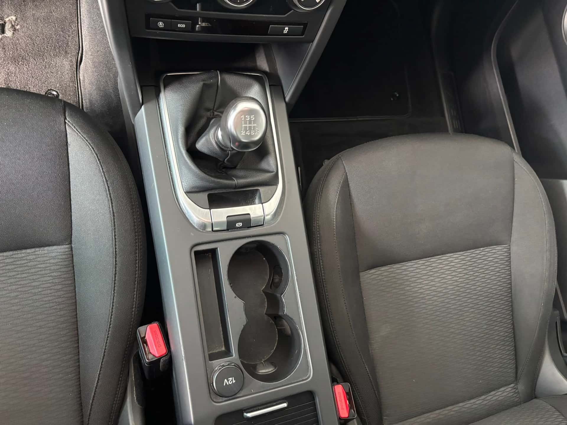 Land Rover Discovery Sport I 2015 2.0 ed4 Pure 2wd 150cv - Immagine 15