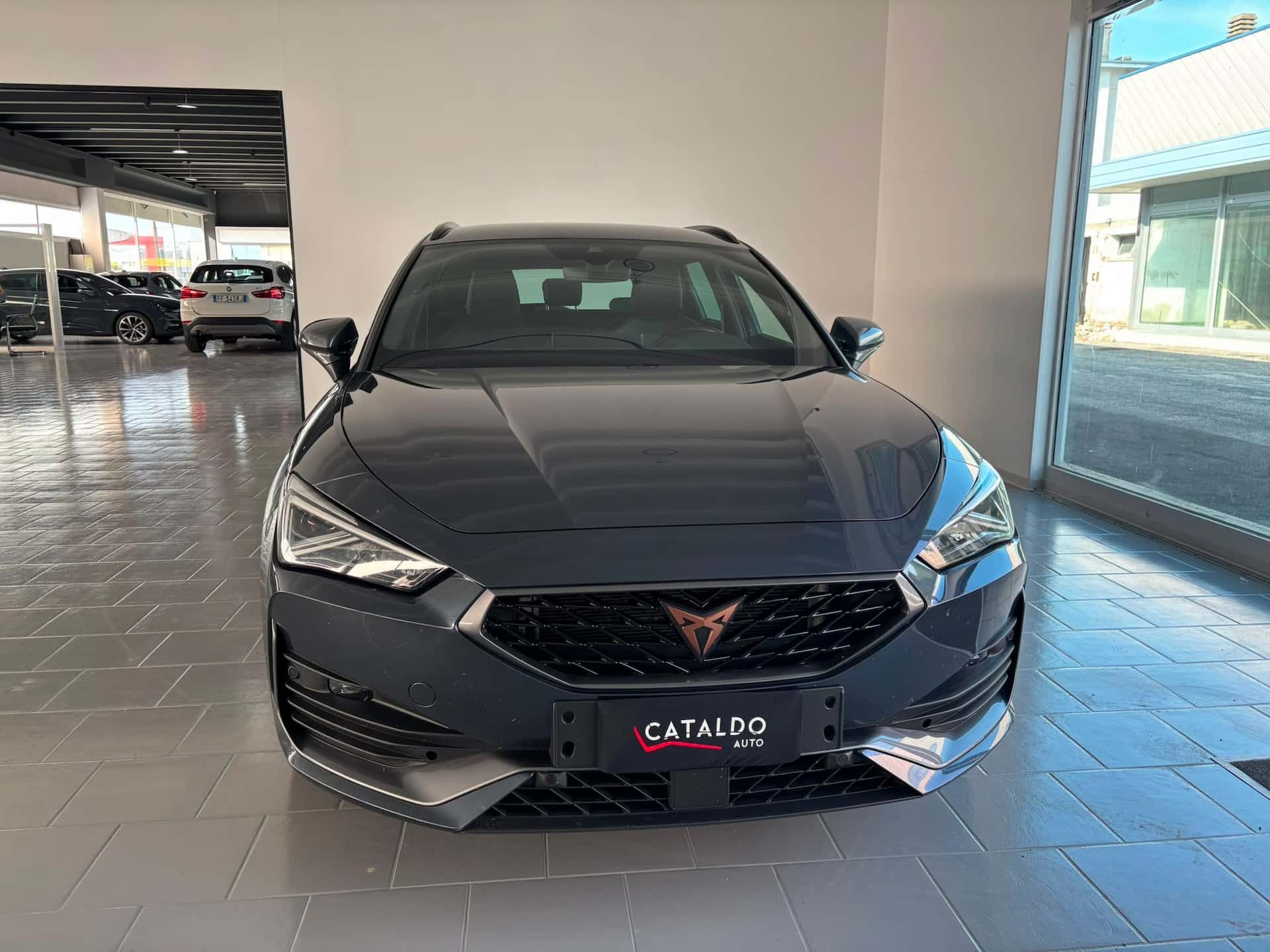 CUPRA Leon Sportstourer 2020 1.5 hybrid 150cv dsg - Immagine 8