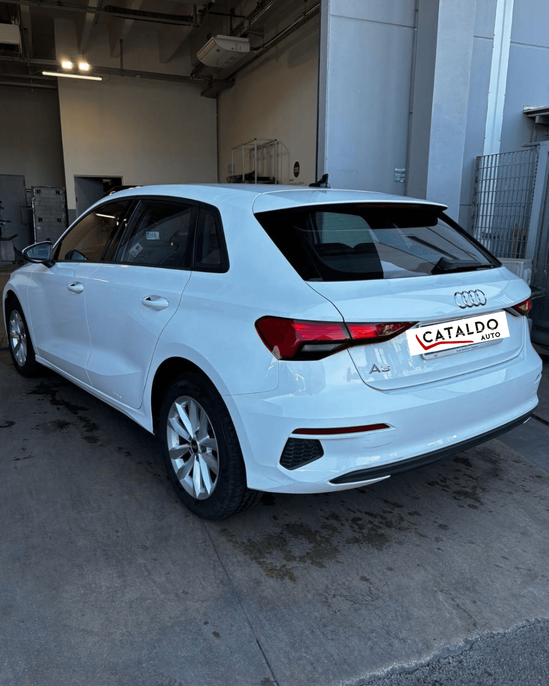 A3 IV 2020 Sportback 30 1.0 tfsi Business - Immagine 2