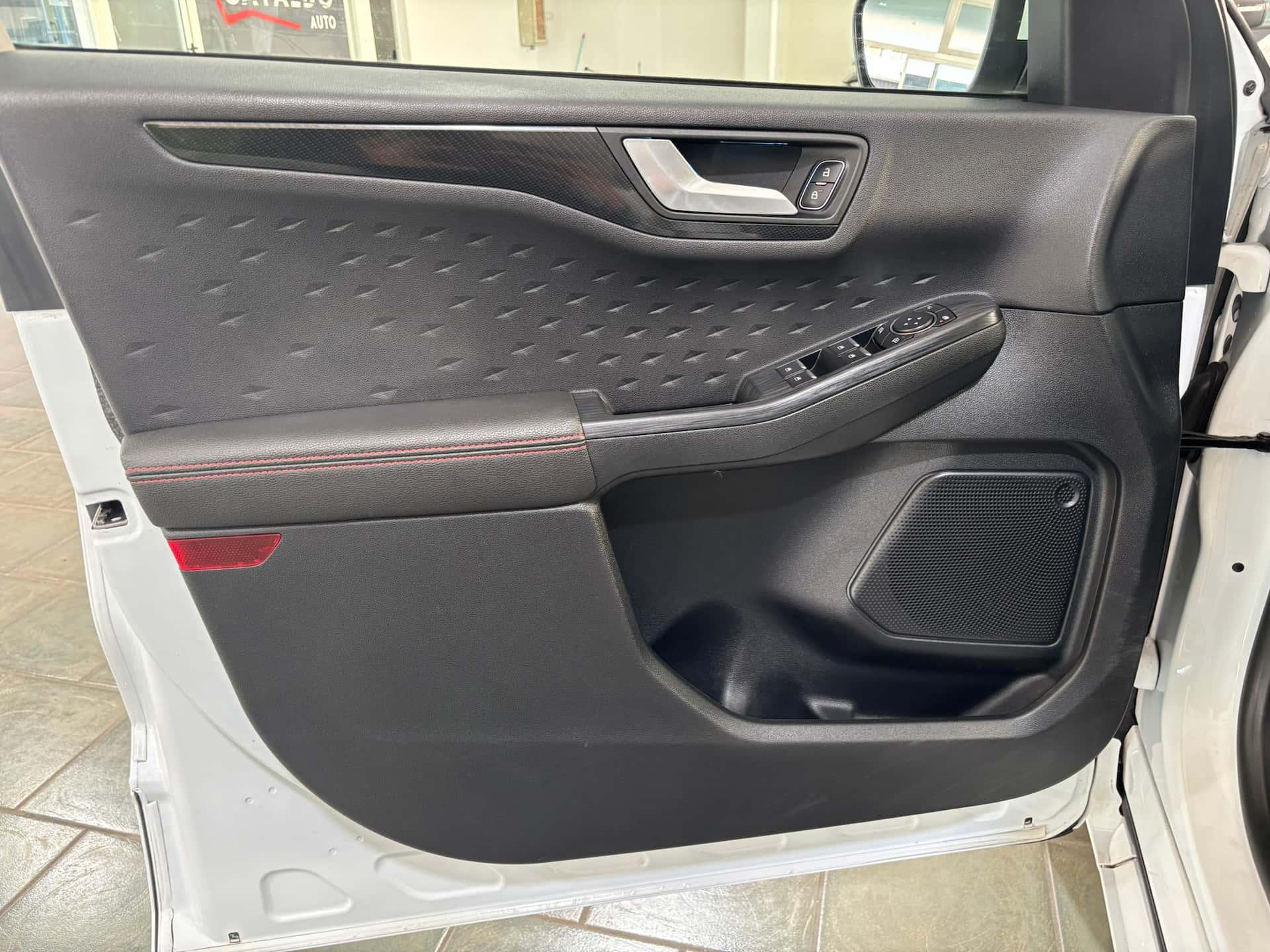 Ford Kuga III 2020 1.5 ecoblue ST-Line 2wd 120cv - Immagine 9