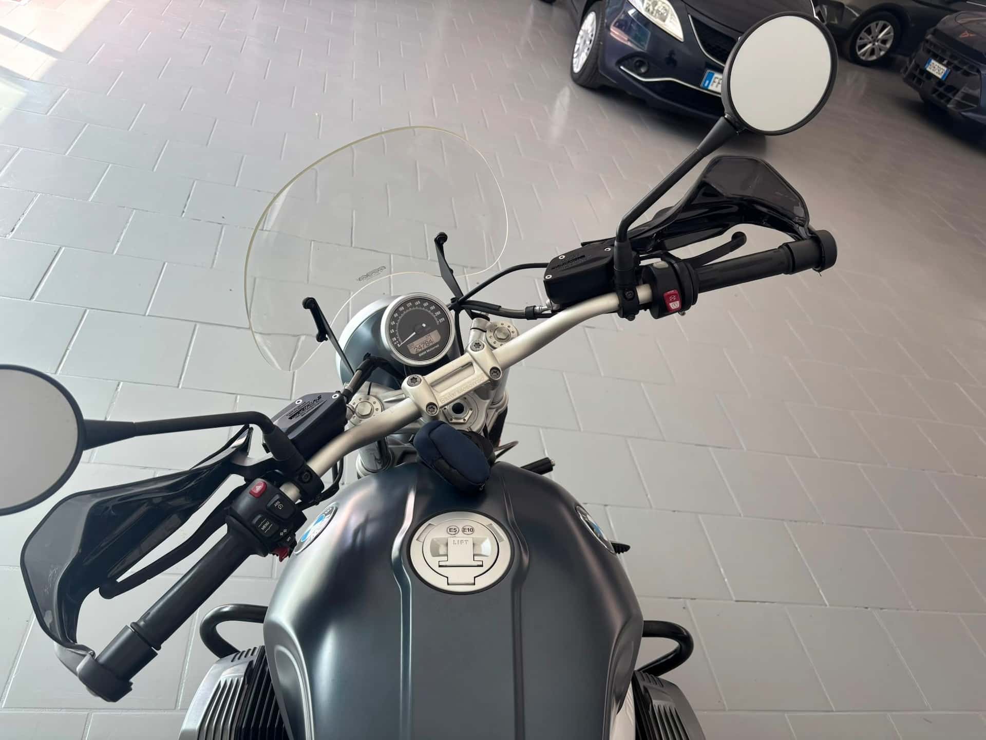 BMW R nineT Scrambler - Immagine 8