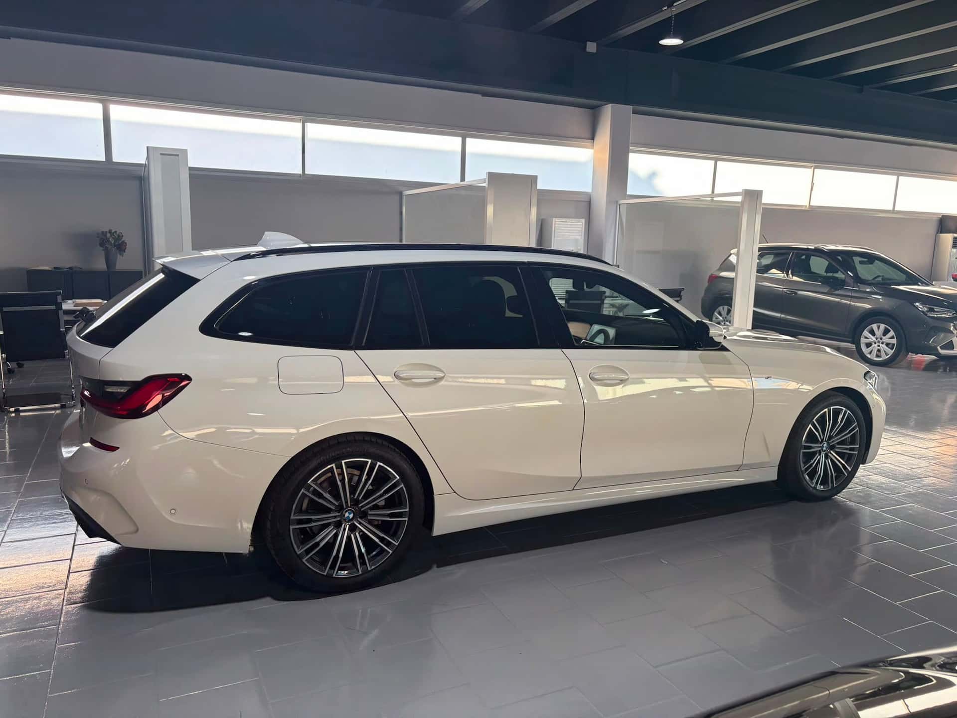 Bmw 320d 48V Touring Msport - Immagine 6