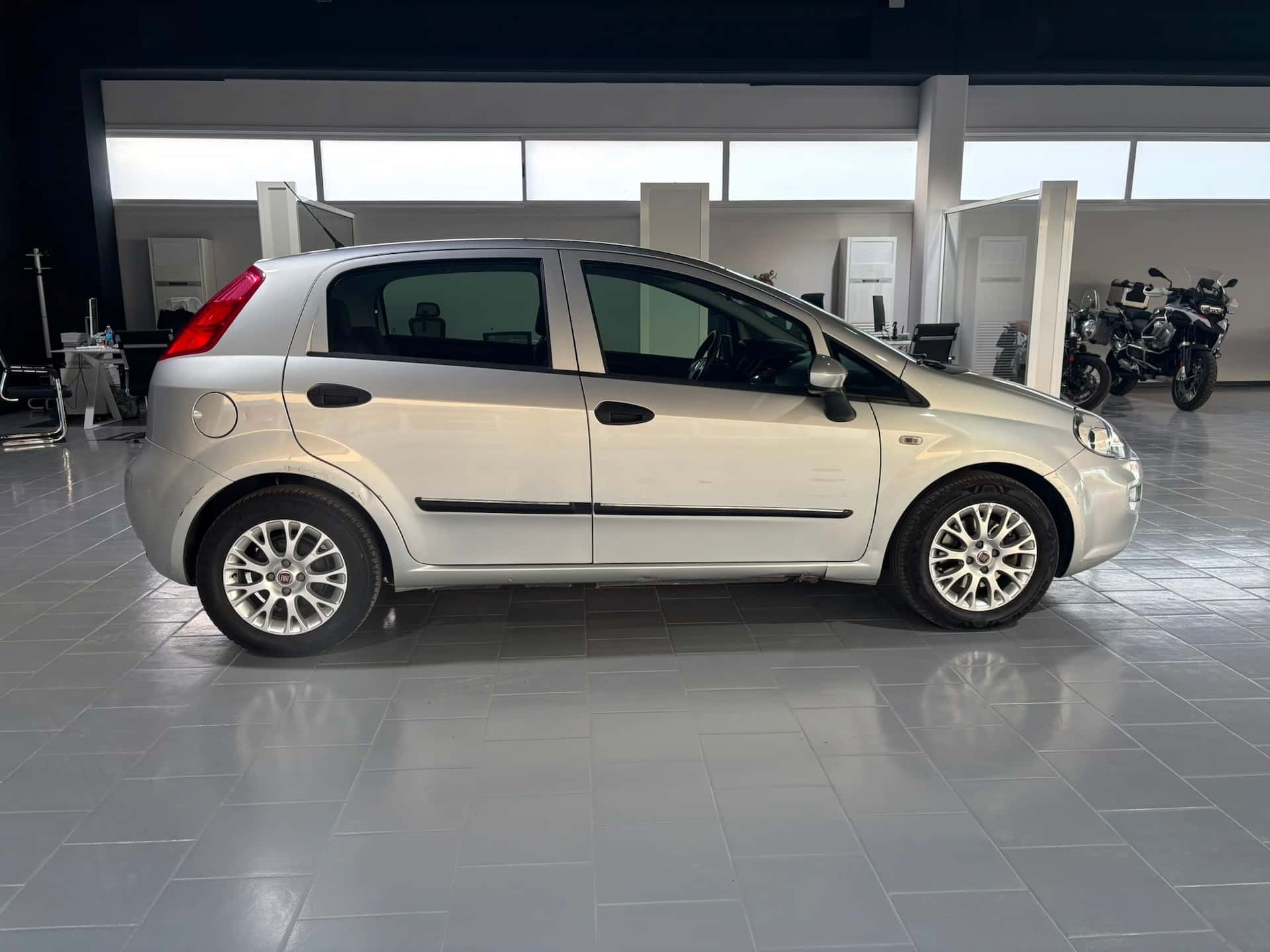 Fiat Punto III 2012 5p 1.3 mjt Street s&s - Immagine 6