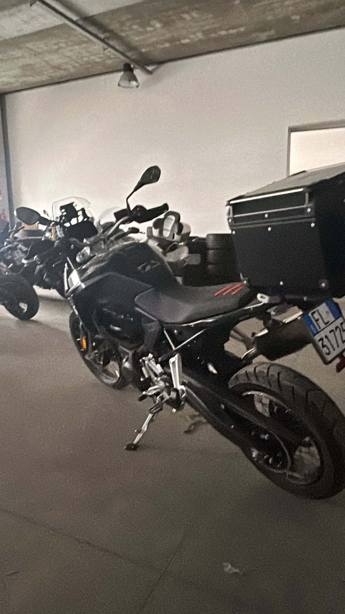 Bmw F 900 GS - Immagine 3