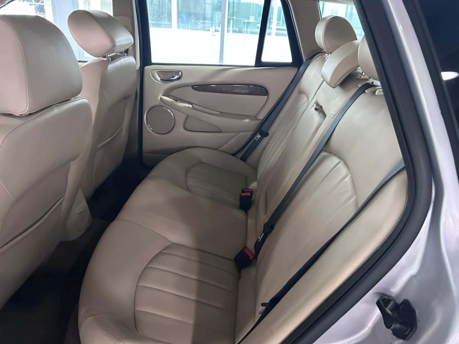 Jaguar X-Type Station Wagon 2.0d Classic E4 - Immagine 16