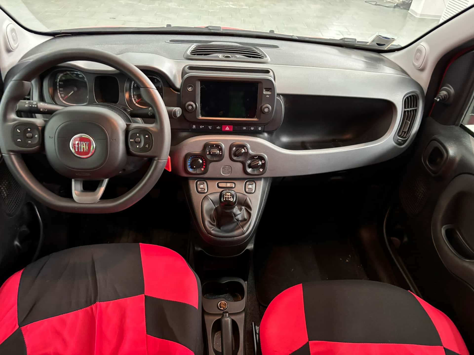 Fiat Panda III 2021 1.0 firefly hybrid  - Immagine 11