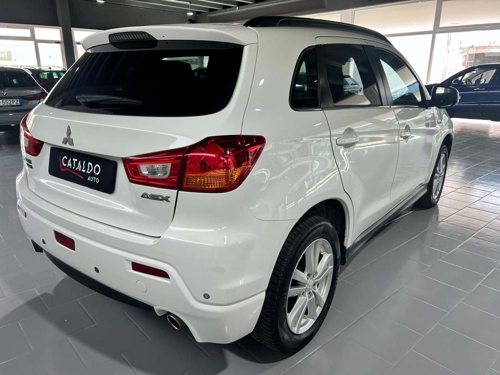 Mitsubishi ASX  I 2010 1.8 Inform 2wd - Immagine 3