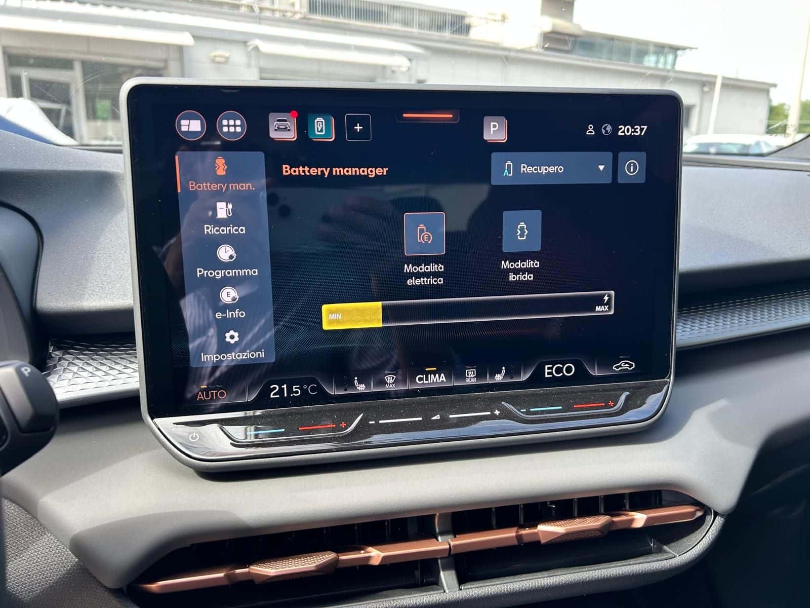 CUPRA Terramar 1.5 e-hybrid 150cv dsg IMPULSE - Immagine 9