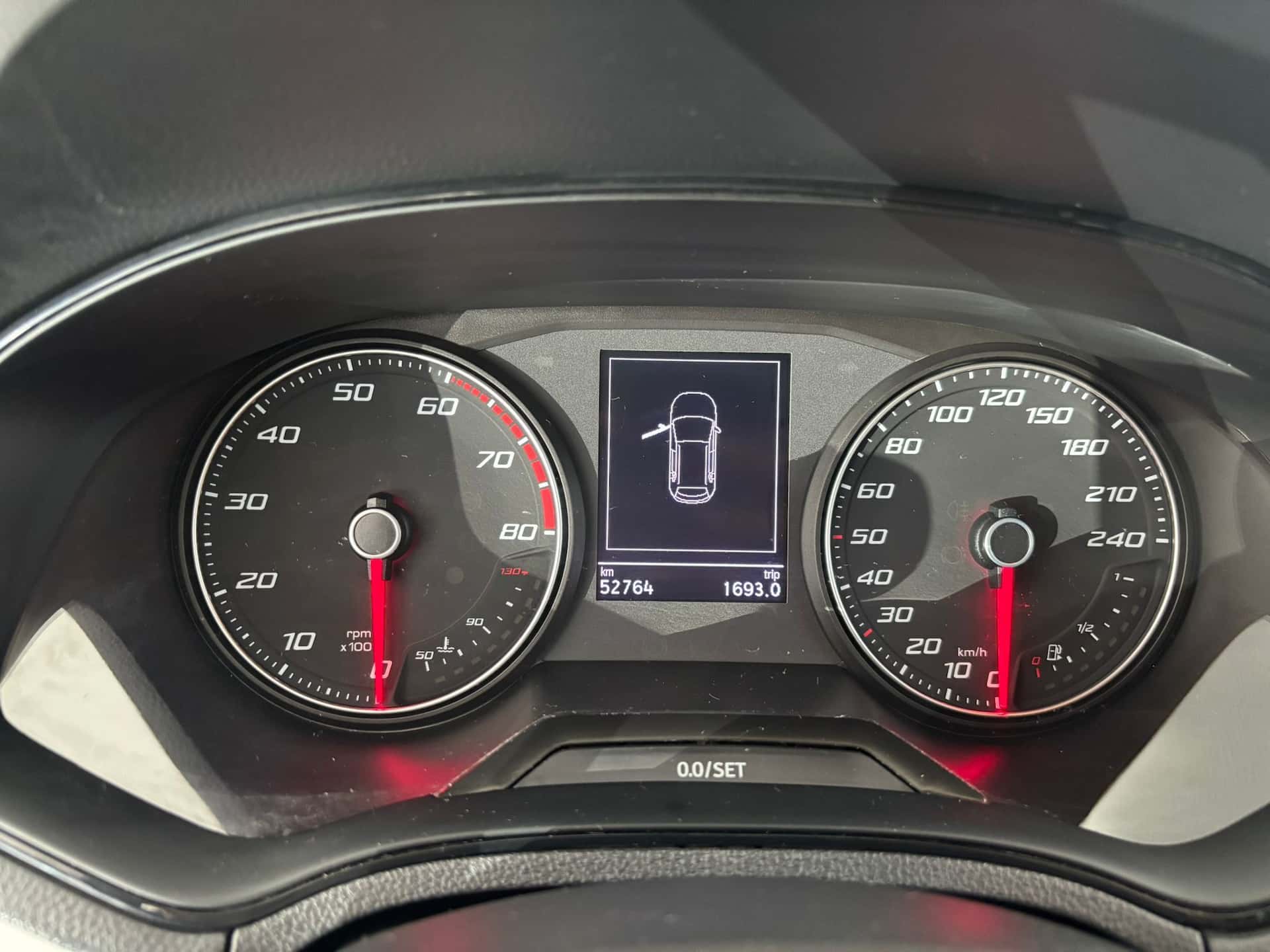 SEAT Arona 2017 1.0 ecotsi Xcellence 95cv my18 - Immagine 13