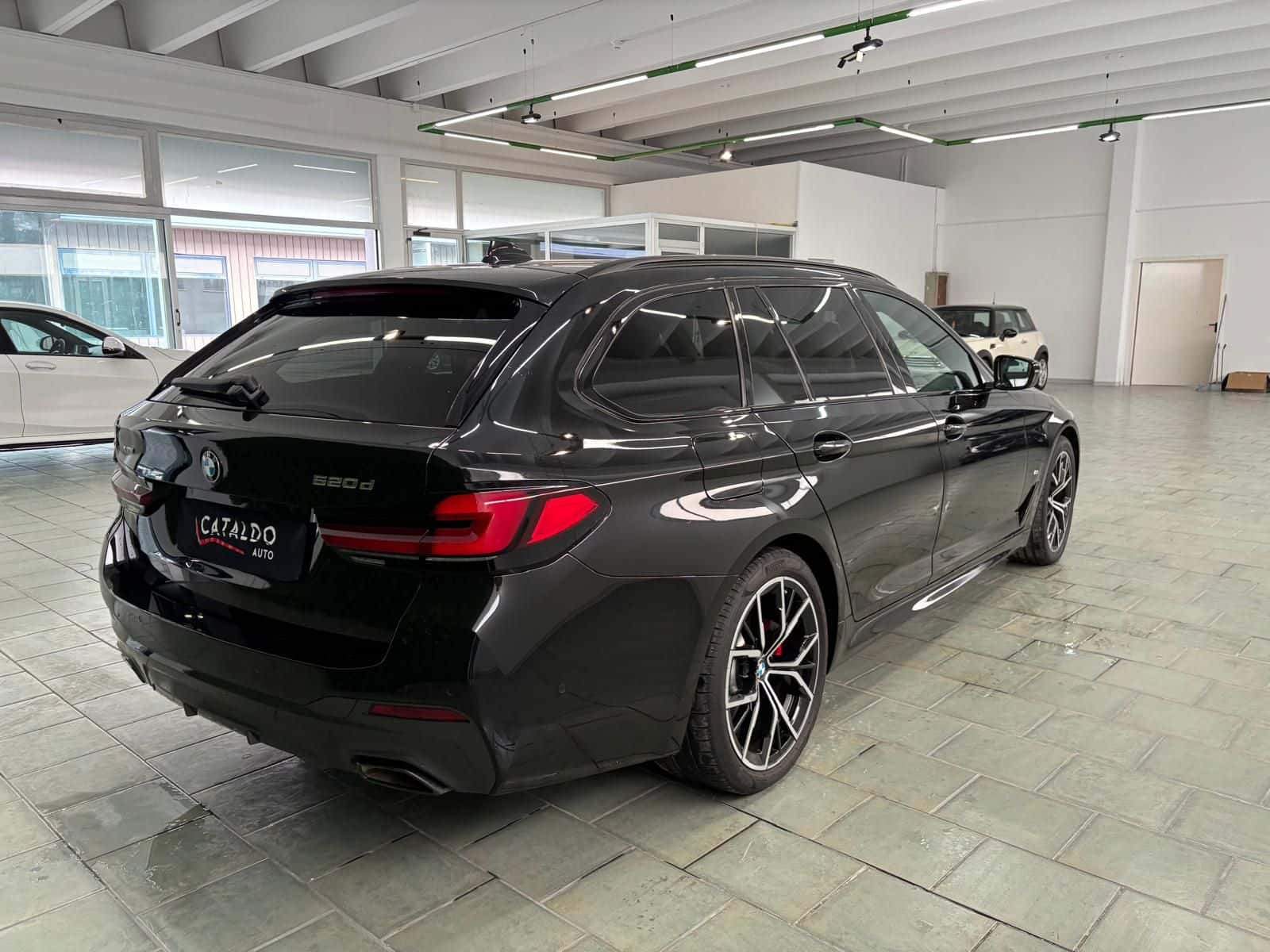 BMW 520 Serie 5 G31 20 LCI 520d Tour mhev 48V xdr Msport - Immagine 5