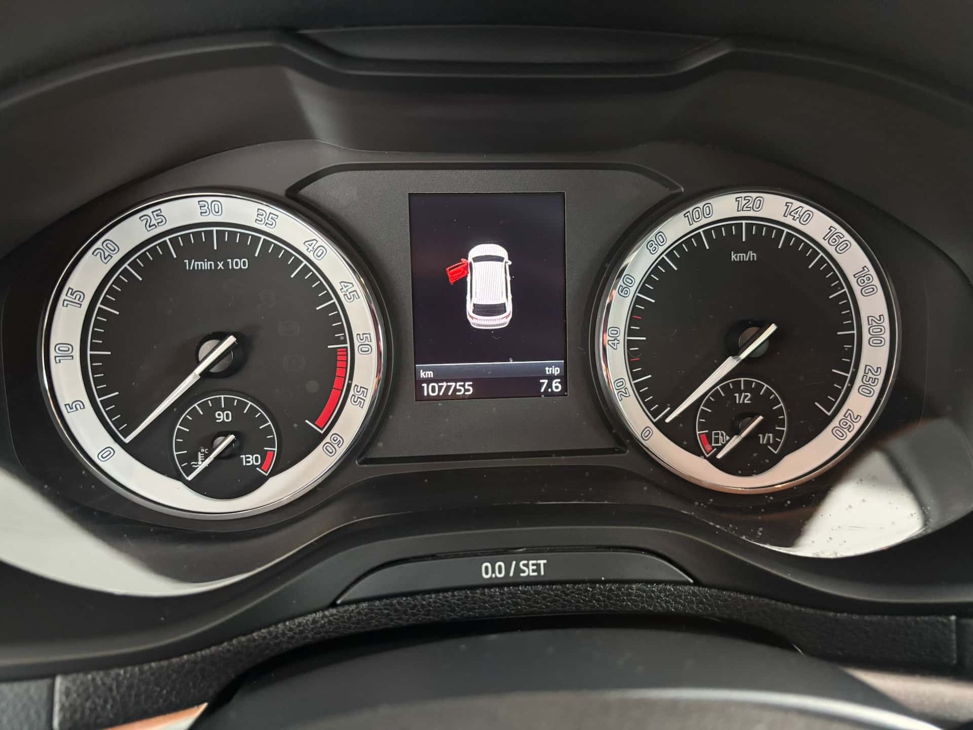 Skoda Karoq 2.0 tdi evo Executive 115cv dsg - Immagine 14