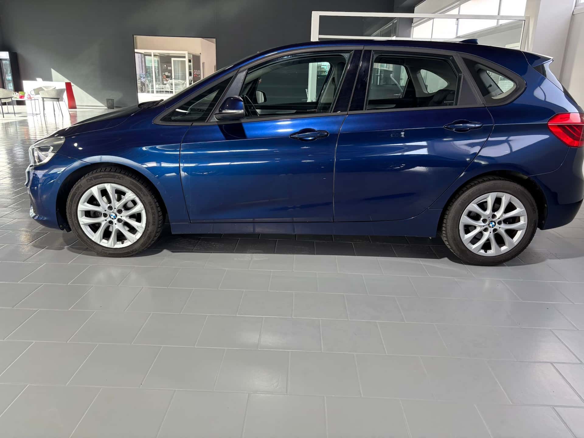 BMW 218 Serie 2 218d Active Tourer Advantage auto my15 - Immagine 2