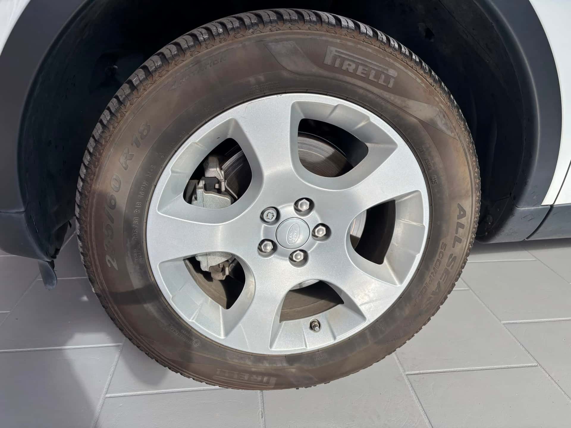 Land Rover Discovery Sport I 2015 2.0 ed4 Pure 2wd 150cv - Immagine 20