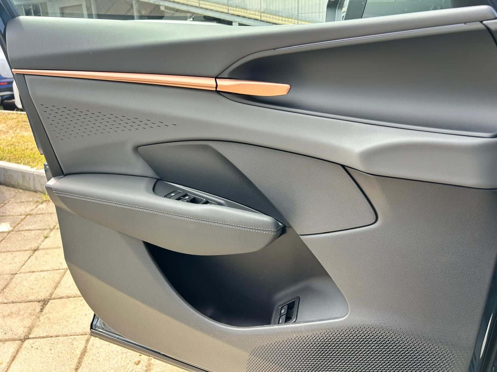 CUPRA Terramar 1.5 e-hybrid 150cv dsg IMPULSE - Immagine 5