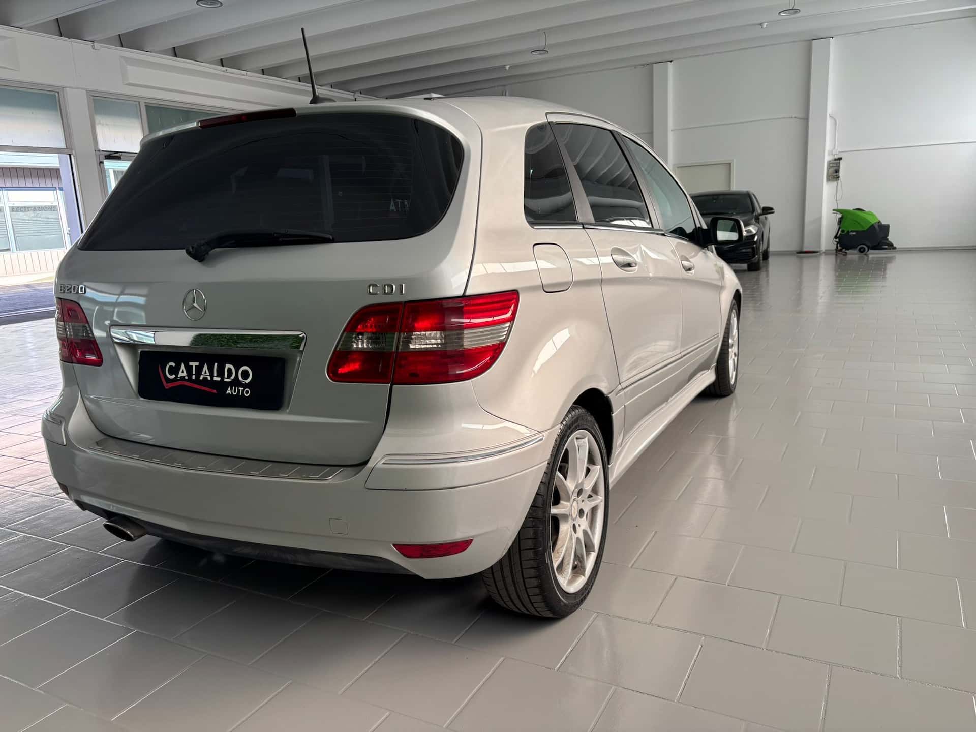 Mercedes-Benz B 200 Classe B - T245 cdi Sport FL - Immagine 5