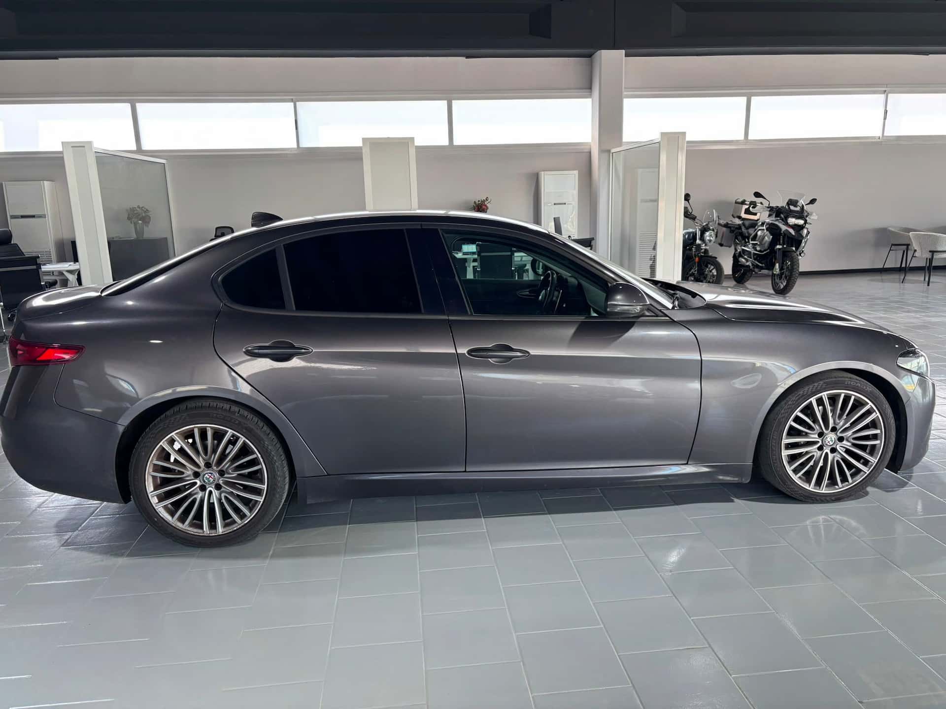 Alfa Romeo Giulia 2.2 Turbodiesel 180 CV Super - Immagine 6