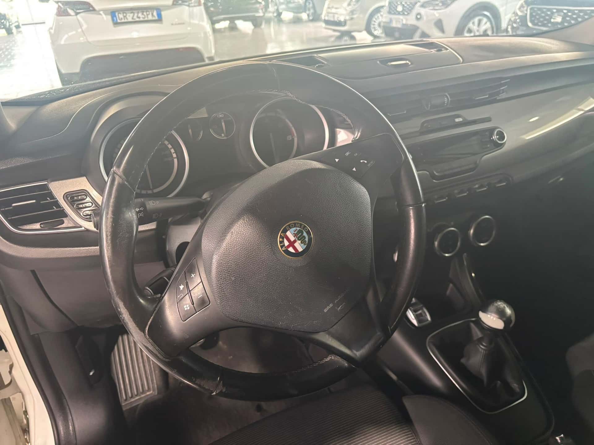 Alfa Romeo Giulietta III 2010 1.6 jtdm(2) Progression c/CL - Immagine 12