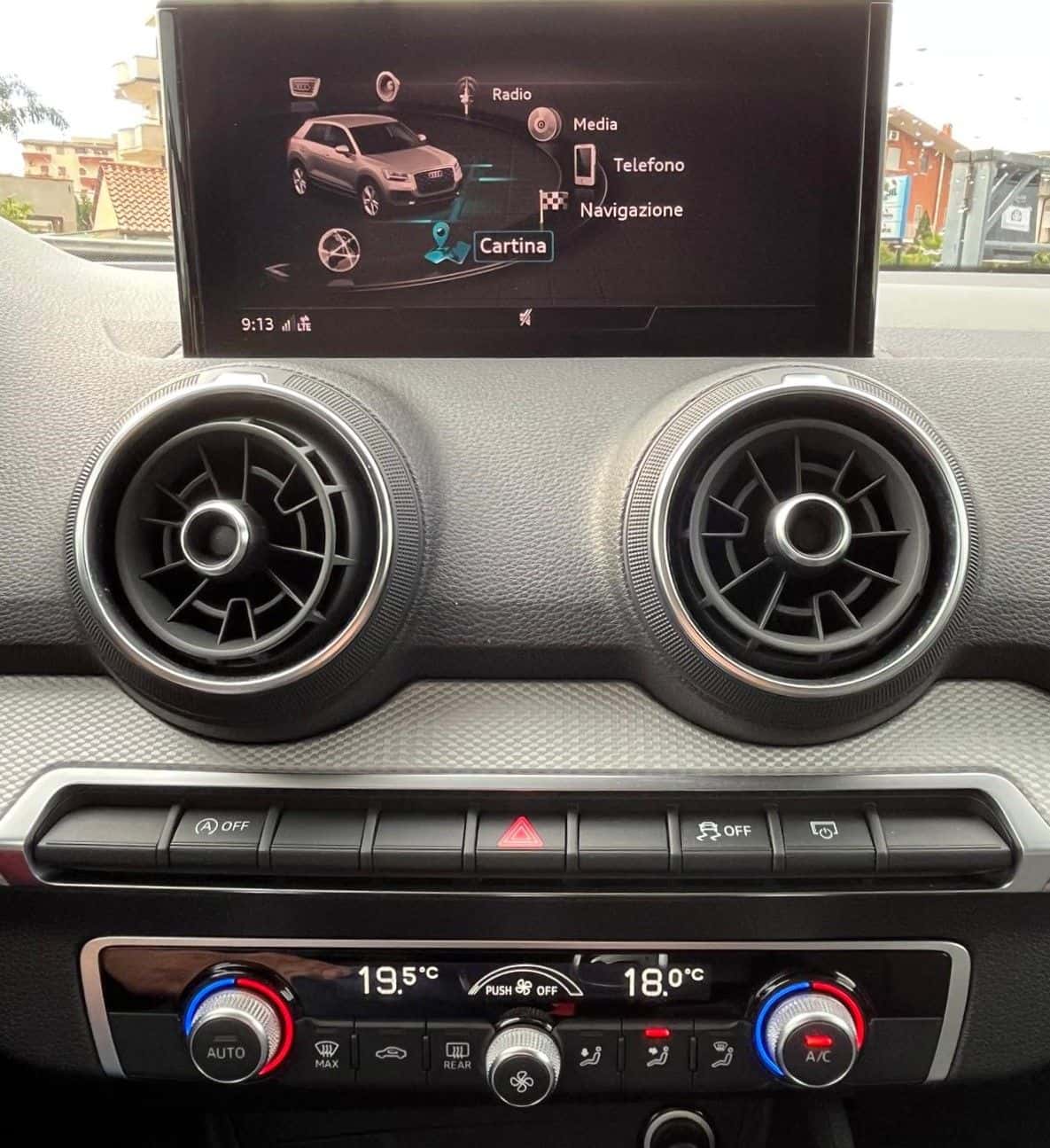 Audi Q2 I 2021 30 2.0 tdi Business - Immagine 10
