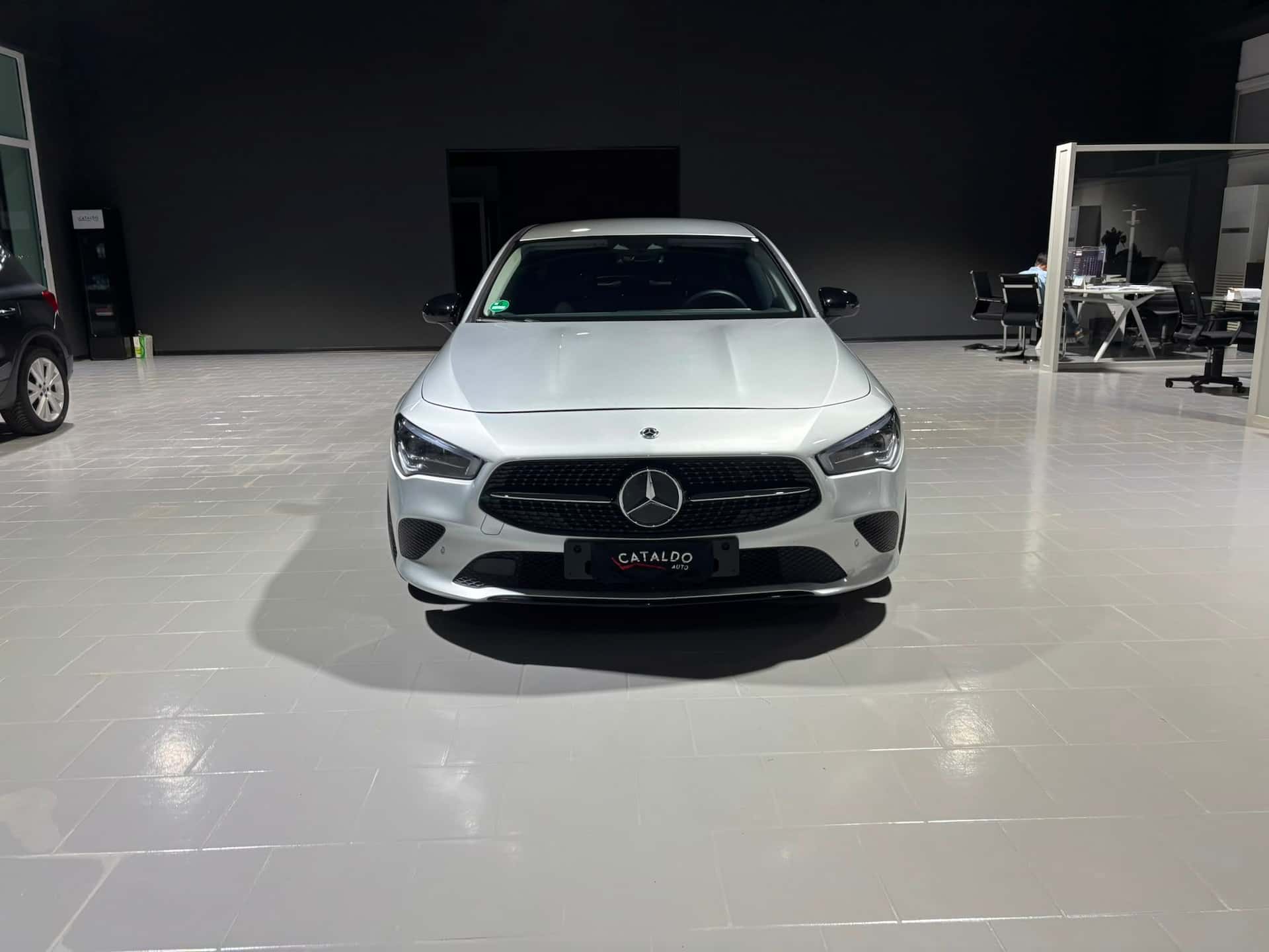 Mercedes-Benz CLA 200 Shooting Brake 200 d Business auto - Immagine 8
