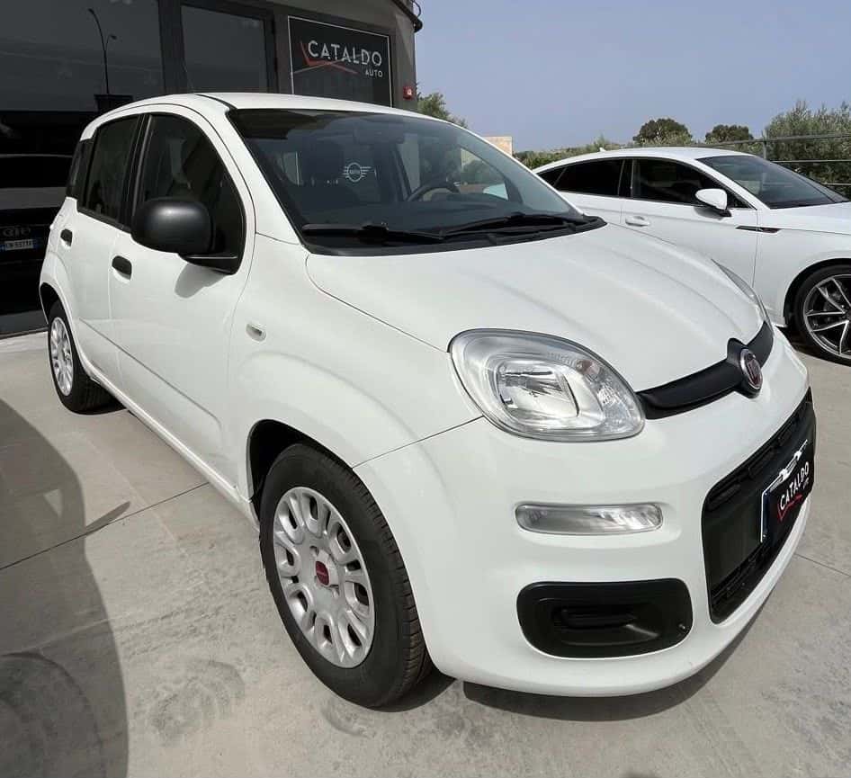 Fiat Panda III 2016 1.2 Lounge 69cv - Immagine 5