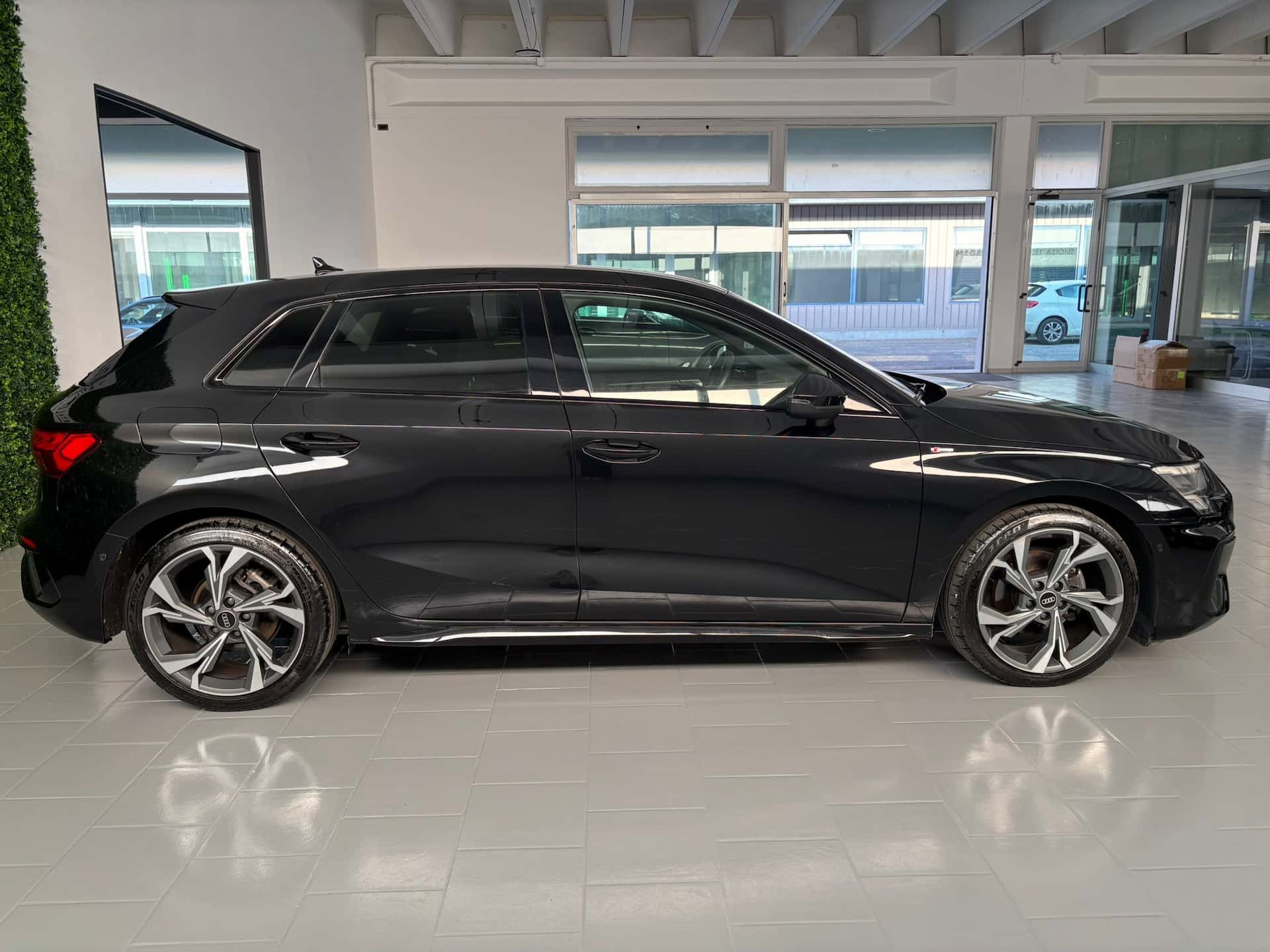 Audi A3 IV 2020 Sportback 30 2.0 tdi S line edition s-tronic - Immagine 6