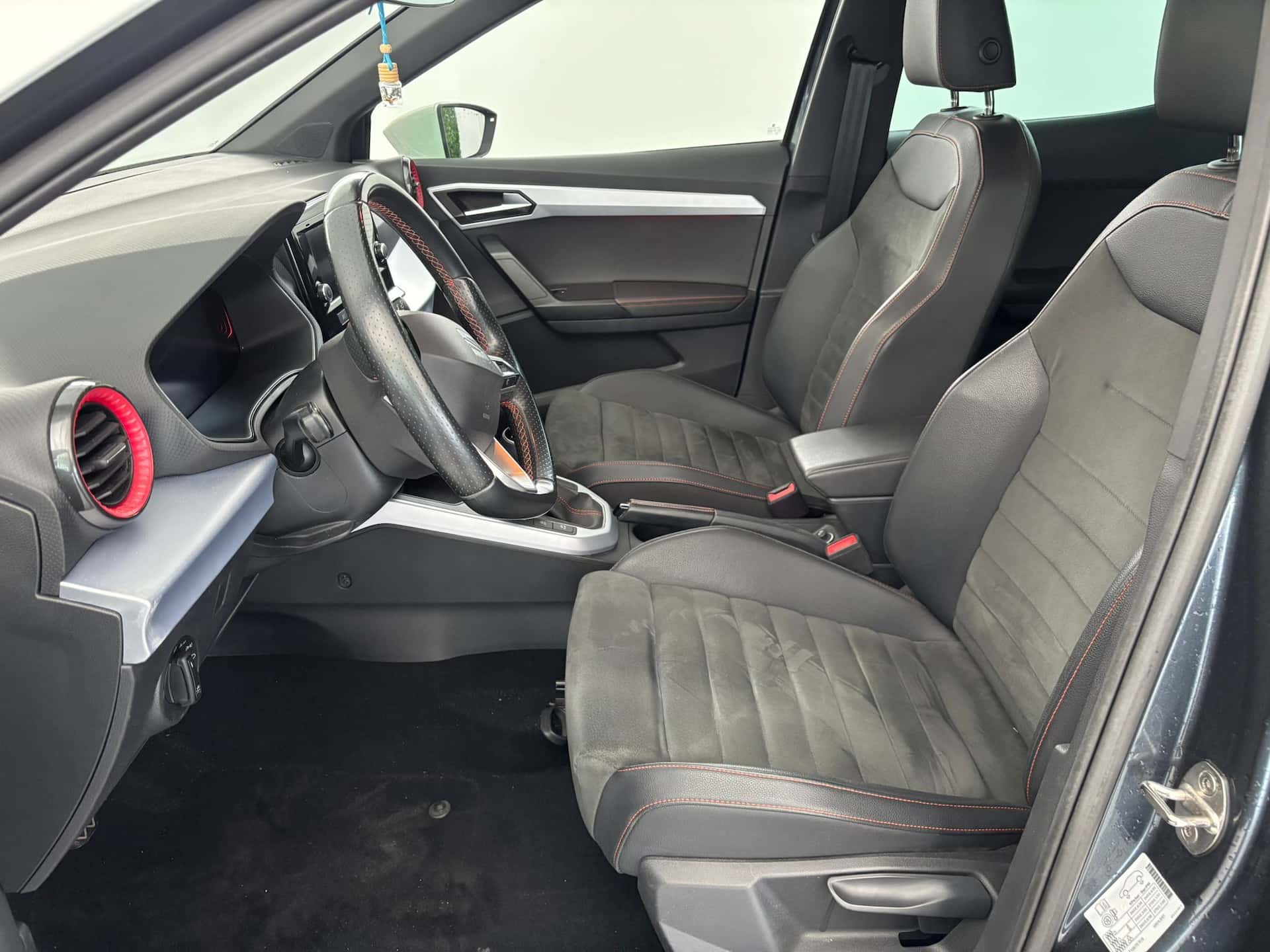 SEAT Arona 2022 1.0 ecotsi FR 110cv - Immagine 10
