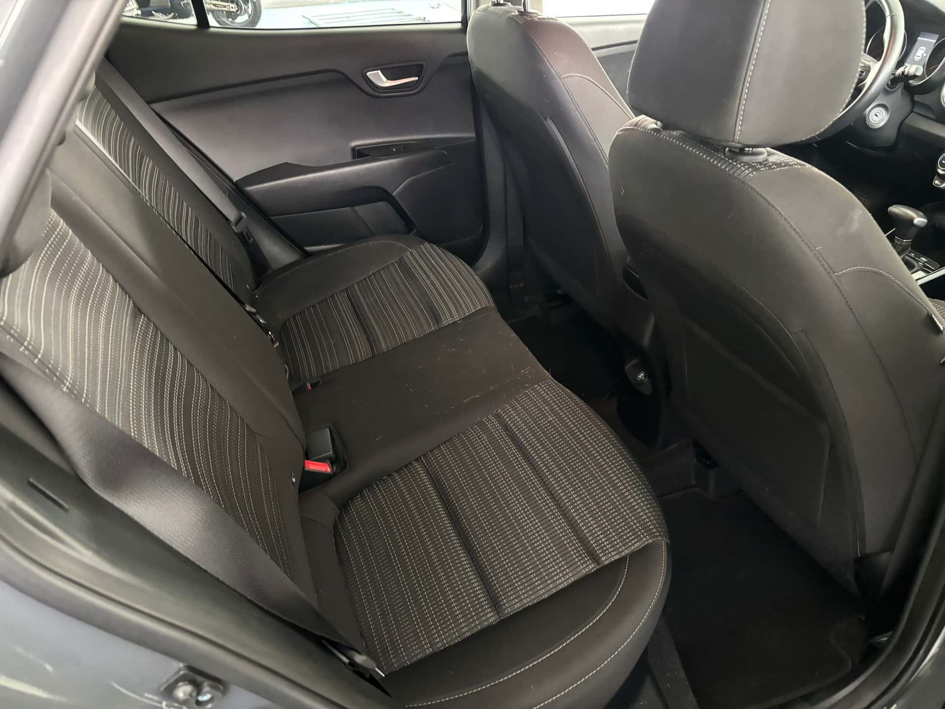 Kia Stonic 1.0 Style ecogpl 95cv dct - Immagine 20