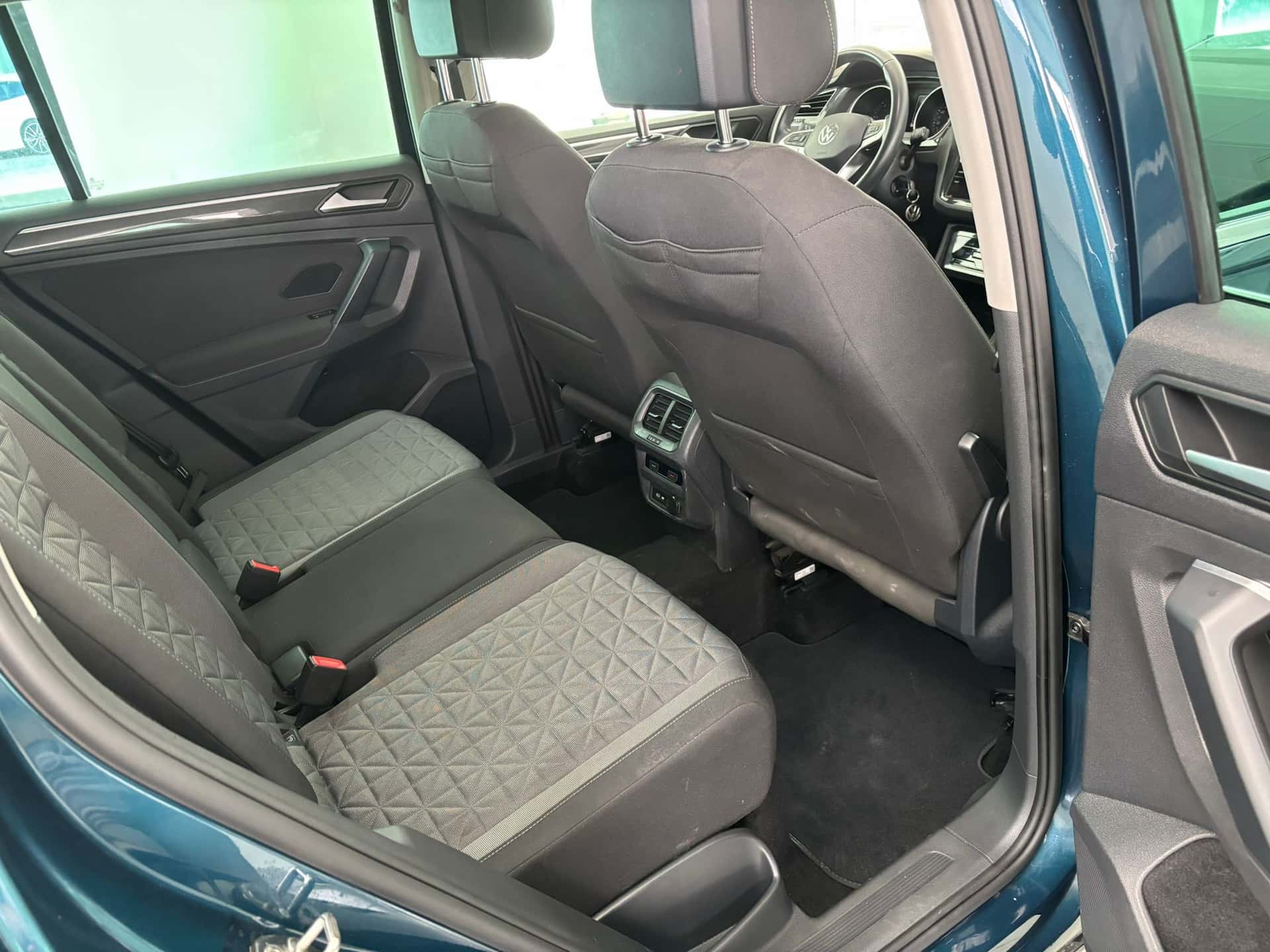 Volkswagen Tiguan II 2021 2.0 tdi Life 122cv - Immagine 20
