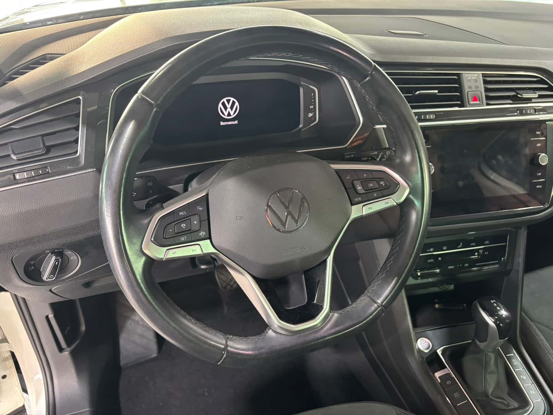 Volkswagen Tiguan II 2021 2.0 tdi Elegance 150cv dsg - Immagine 12