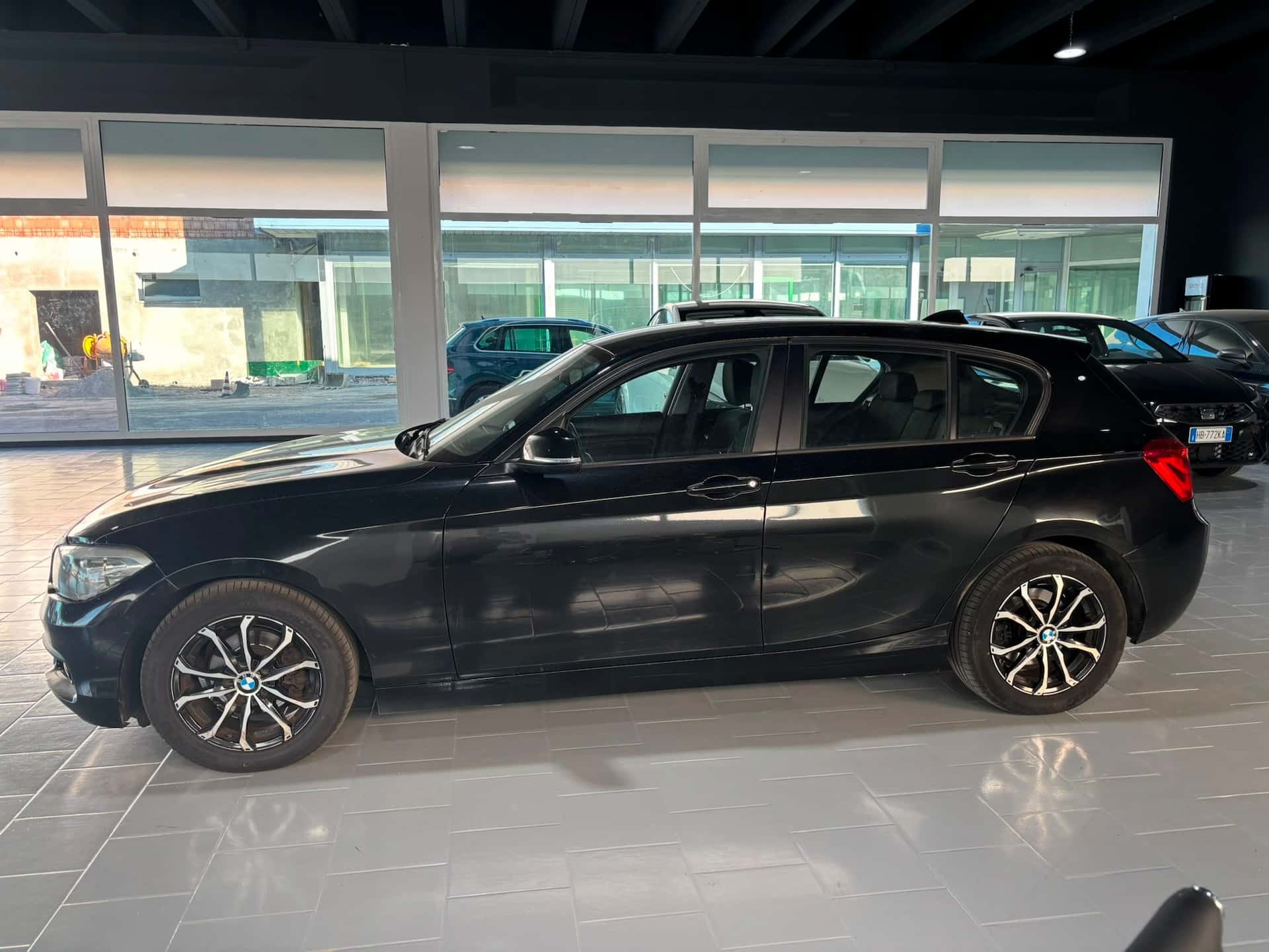 BMW 116 Serie 1 F/20-21 2015 116d eff.dynamics Urban 5p - Immagine 2