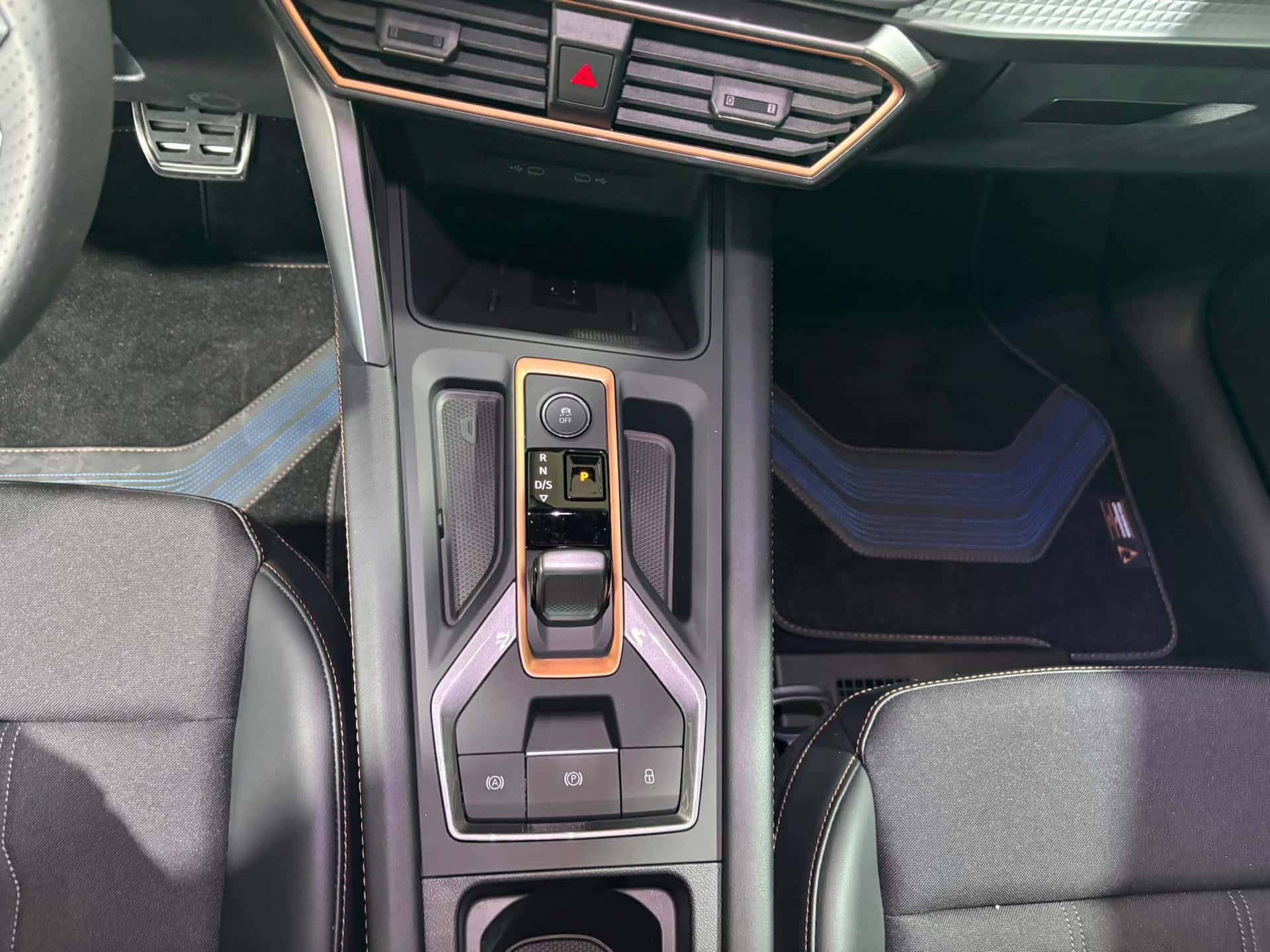 CUPRA Formentor 2024 1.5 e-hybrid 204cv dsg - Immagine 16