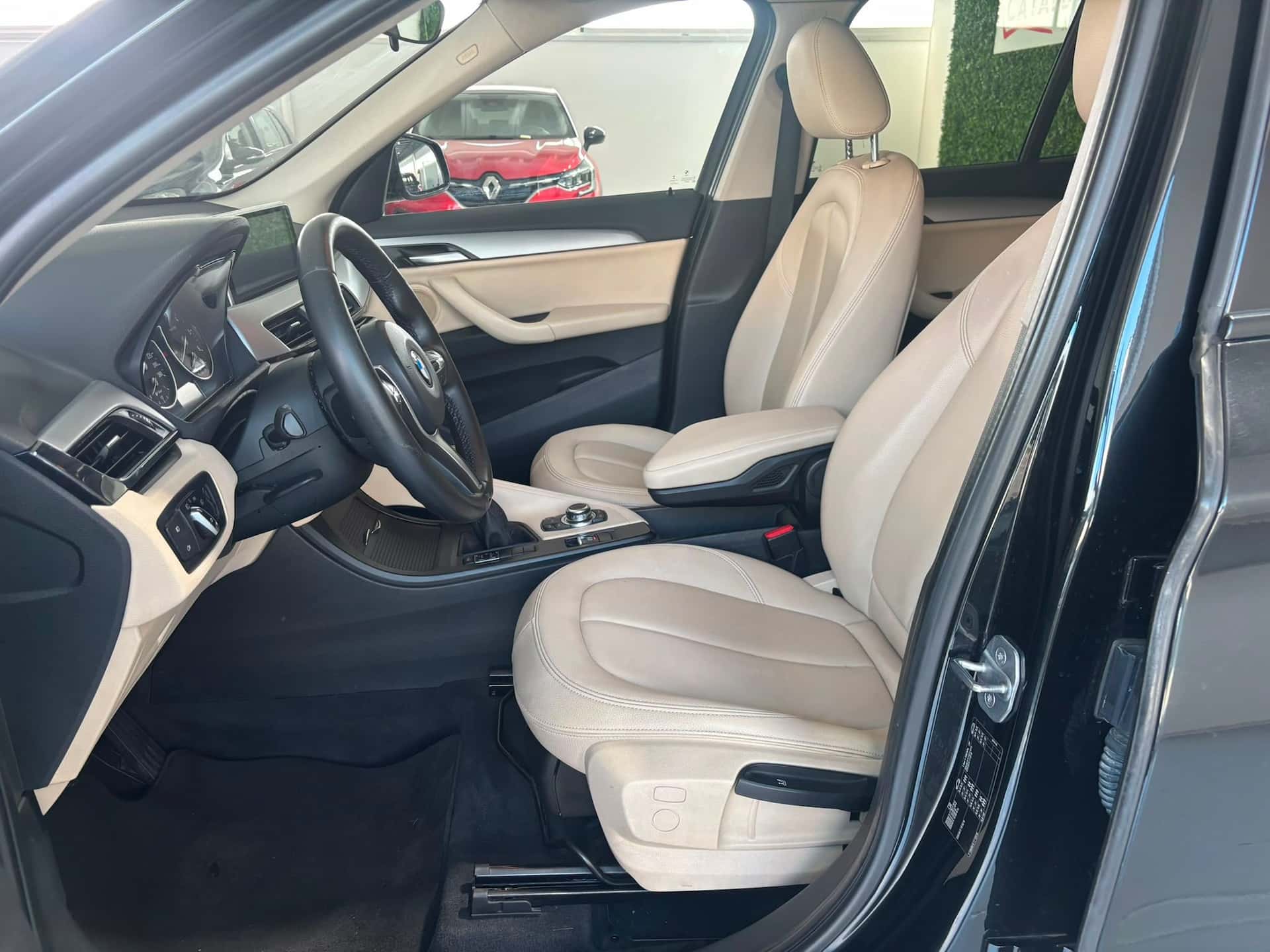 BMW X1 F48 sdrive18d Advantage auto - Immagine 10