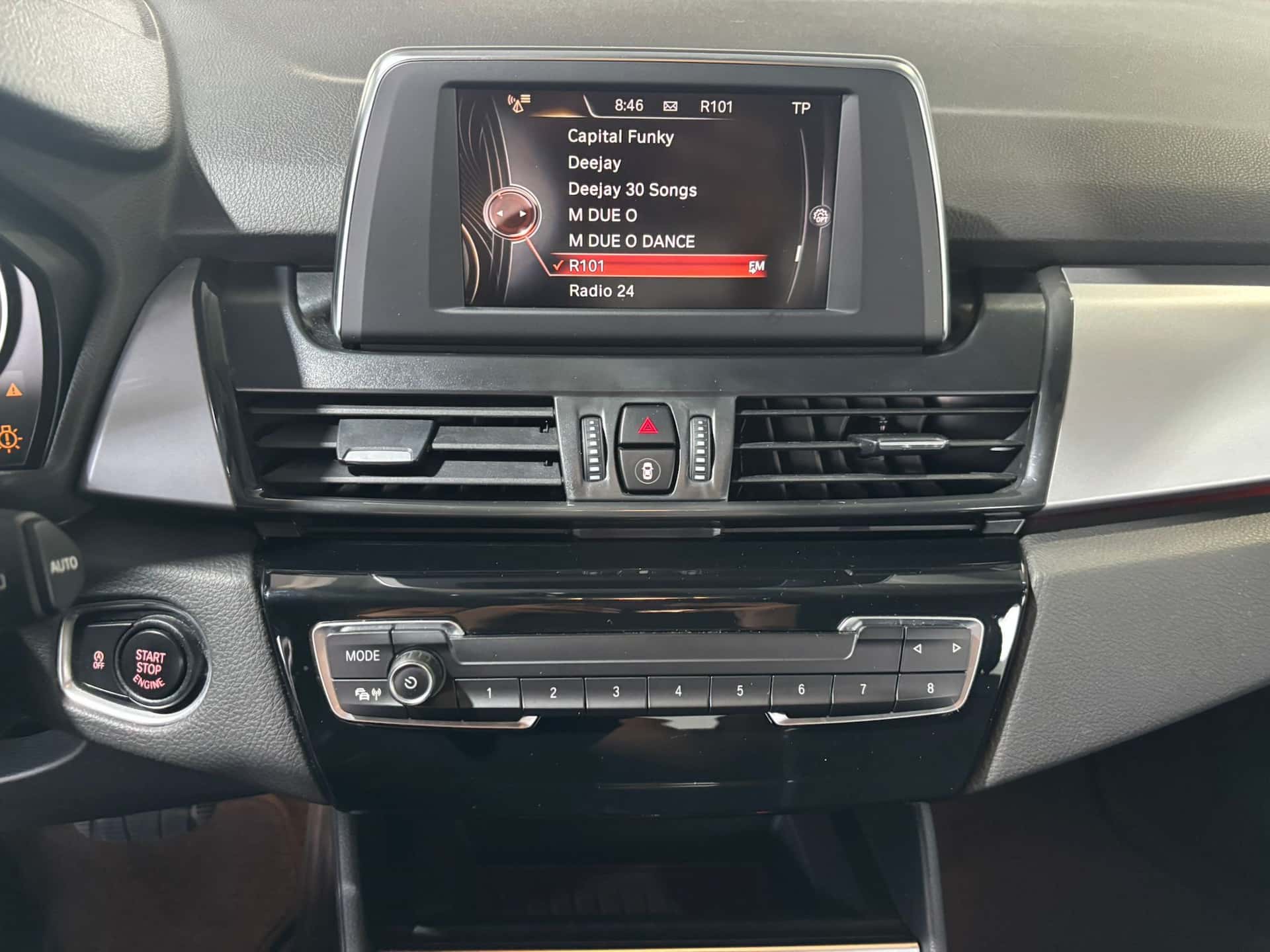 BMW 218 Serie 2 218d Active Tourer Advantage auto my15 - Immagine 14