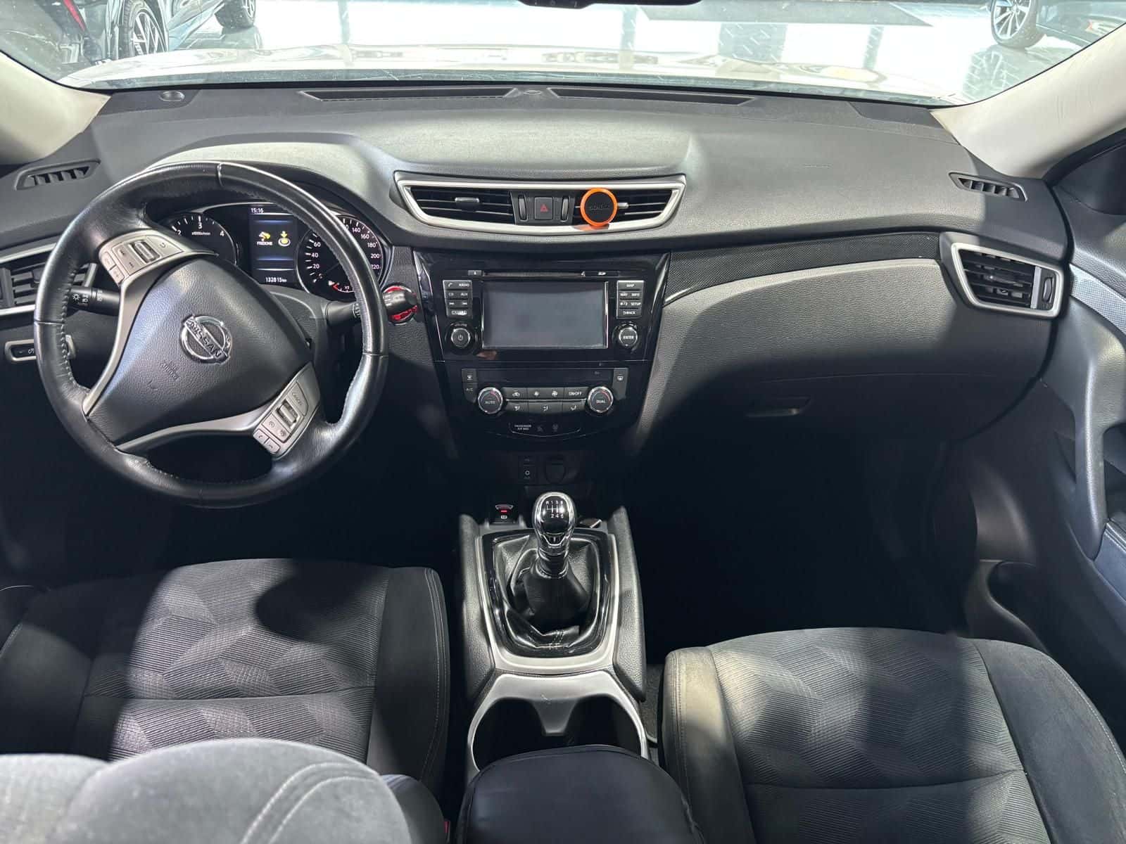 Nissan X-Trail III 2014 1.6 dci N-Vision 2wd - Immagine 12