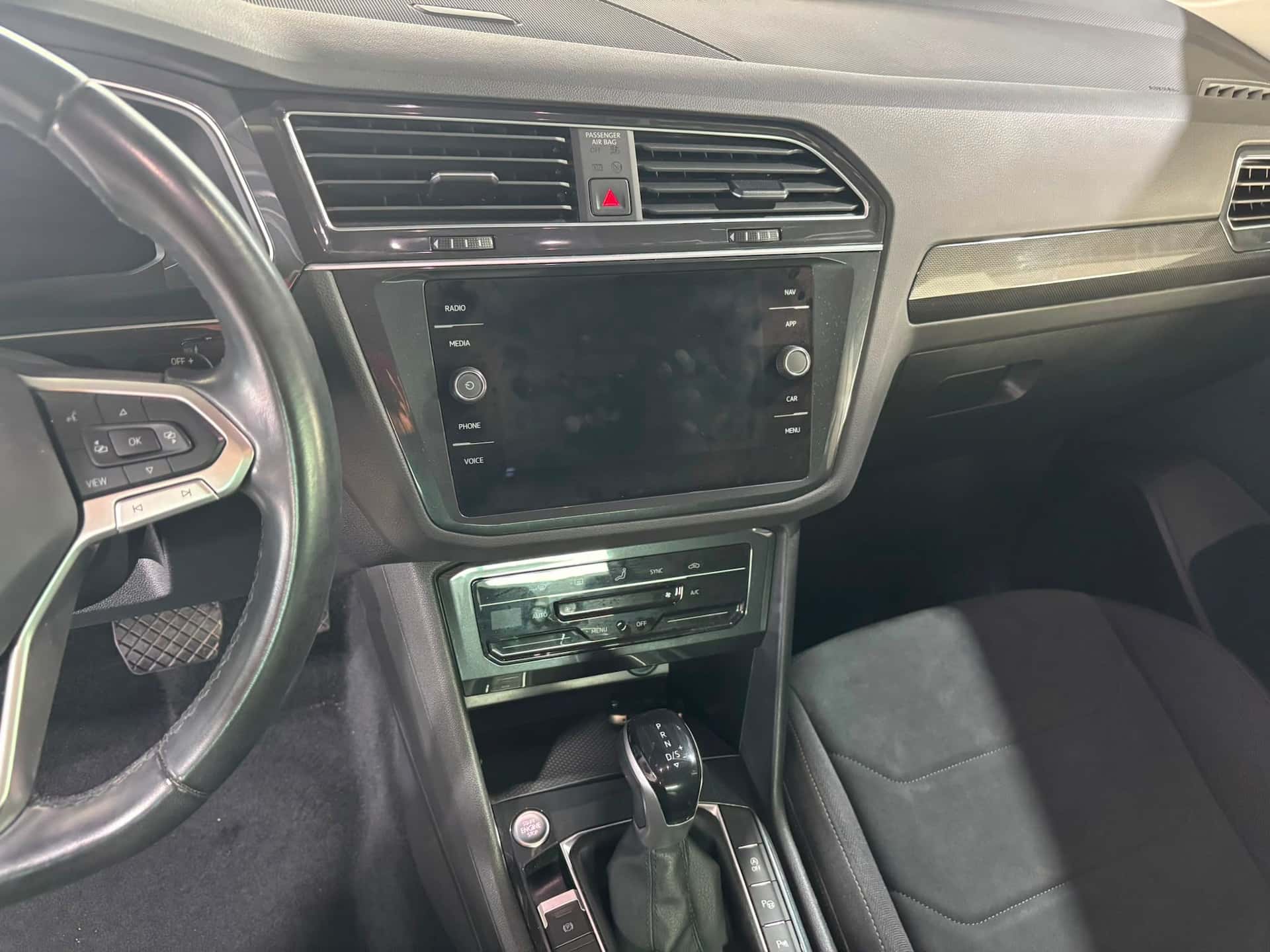 Volkswagen Tiguan II 2021 2.0 tdi Elegance 150cv dsg - Immagine 14