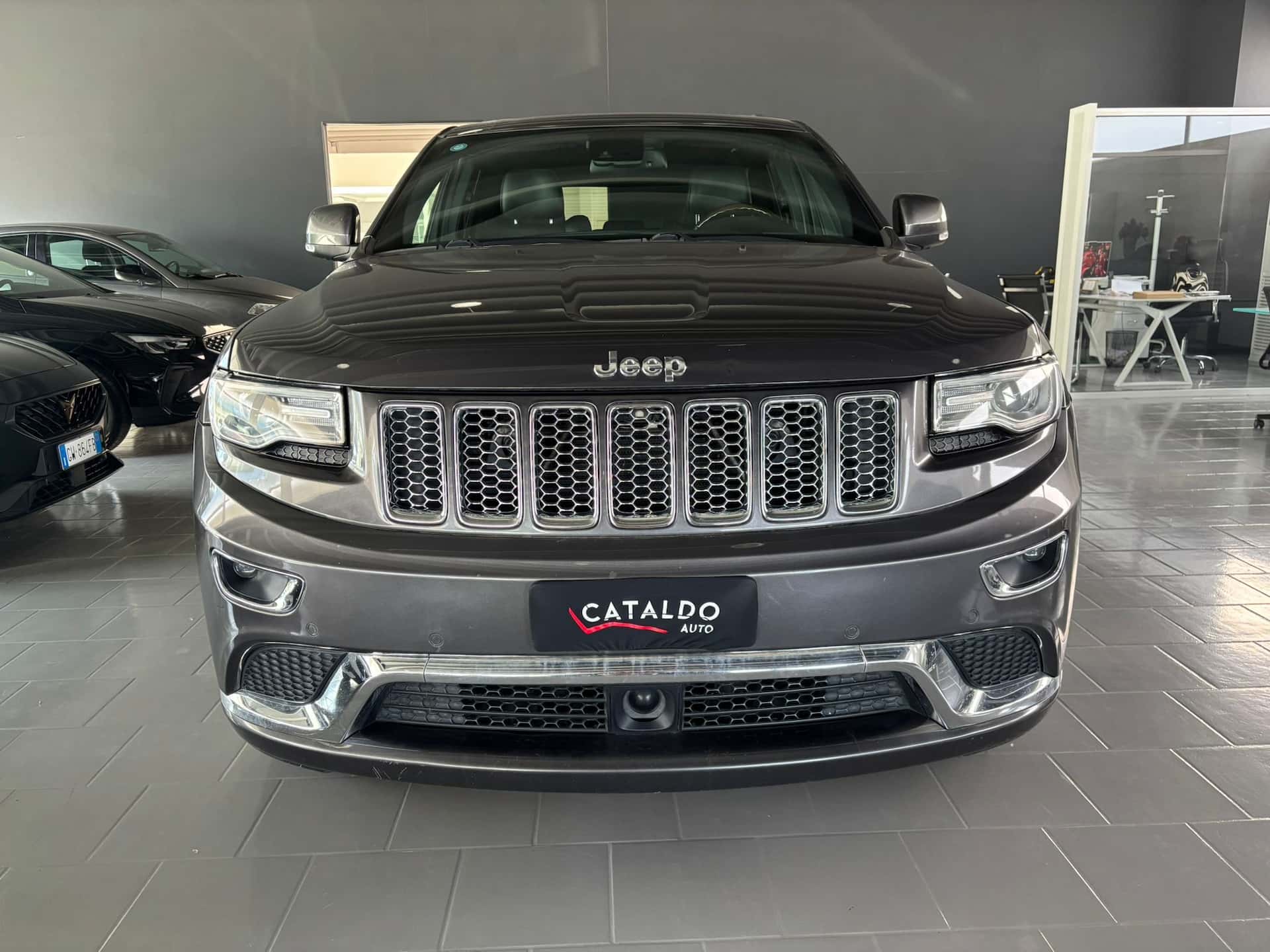 Jeep Grand Cherokee IV 2013 3.0 crd (mjt II) V6 Summit 250cv auto - Immagine 8