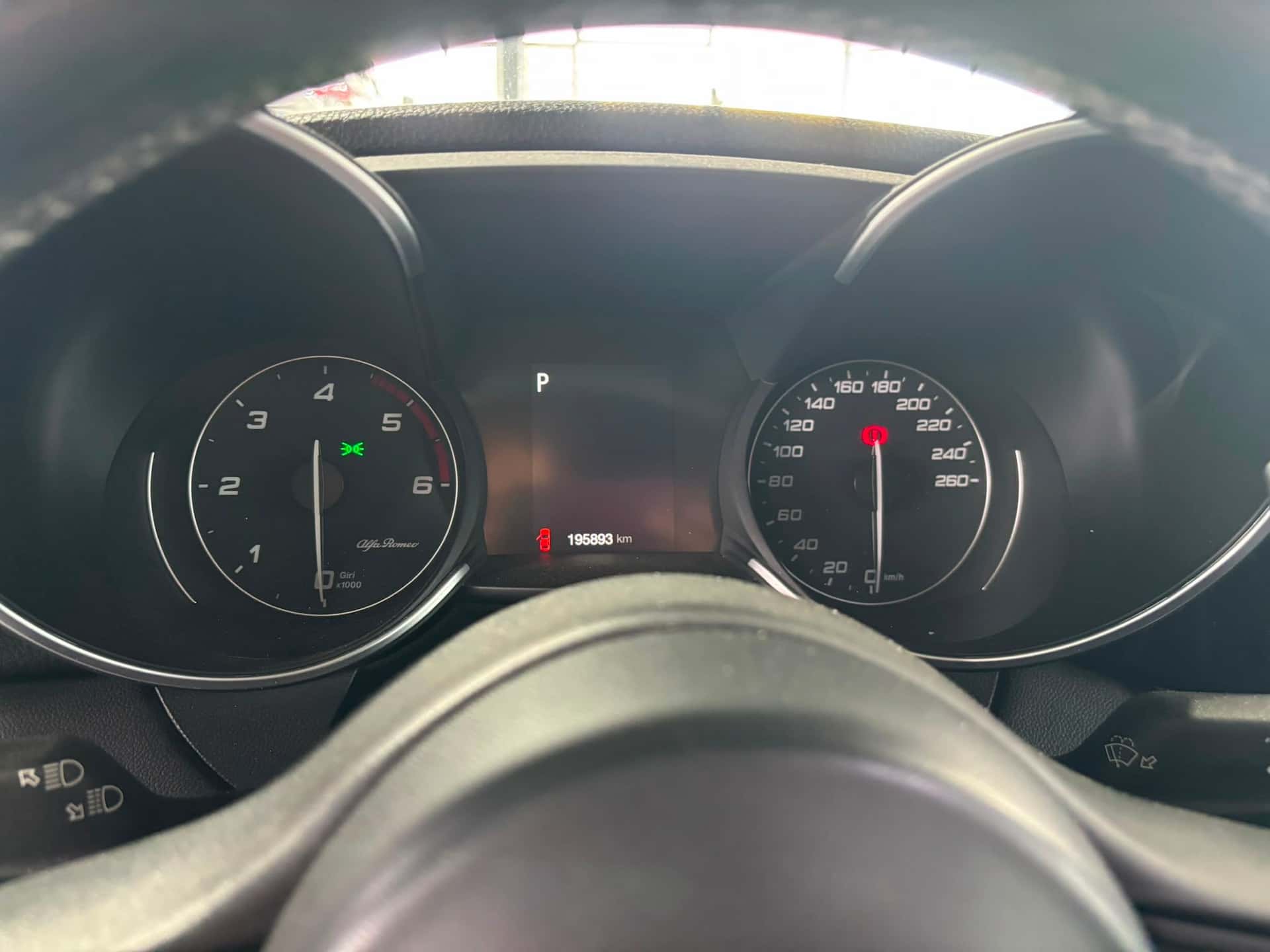 Alfa Romeo Giulia 2.2 Turbodiesel 180 CV Super - Immagine 12