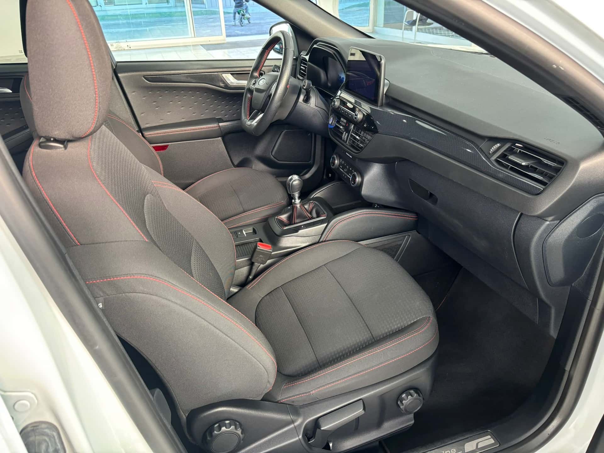 Ford Kuga III 2020 1.5 ecoblue ST-Line 2wd 120cv - Immagine 17