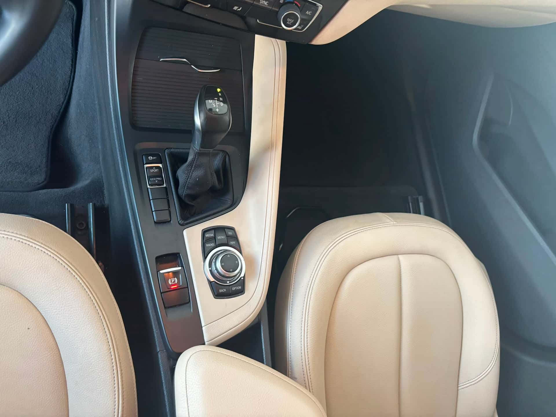 BMW X1 F48 sdrive18d Advantage auto - Immagine 15