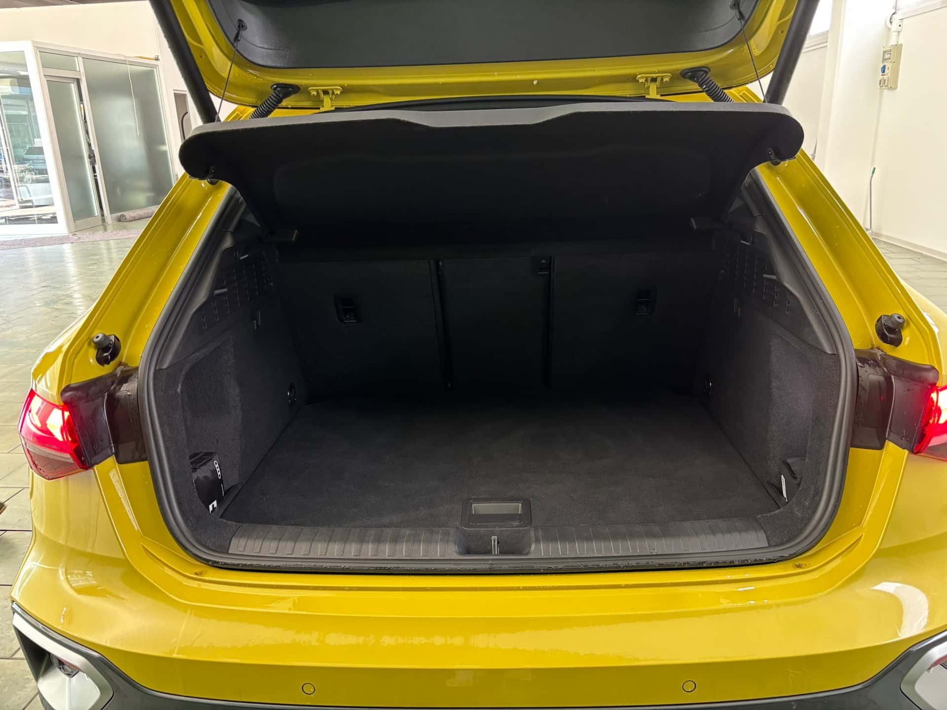 Audi A3 allstreet 35 TFSI MHEV S tronic Identity Contrast - Immagine 25