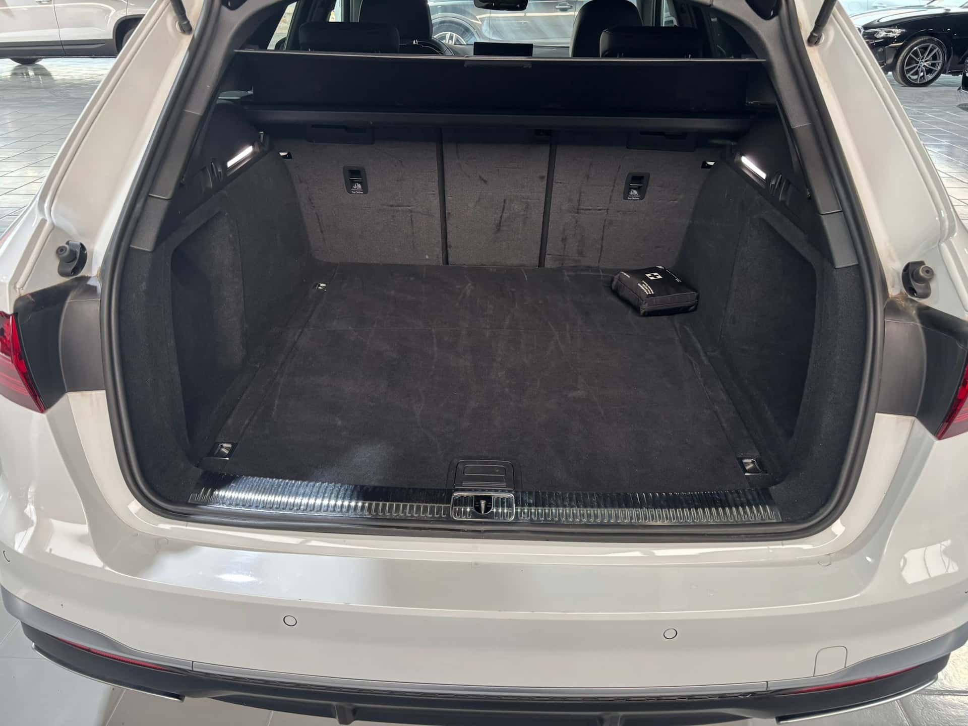 Audi A4 V 2019 Avant 40 2.0 tdi mhev S line edition quattro 204cv s-tronic - Immagine 20
