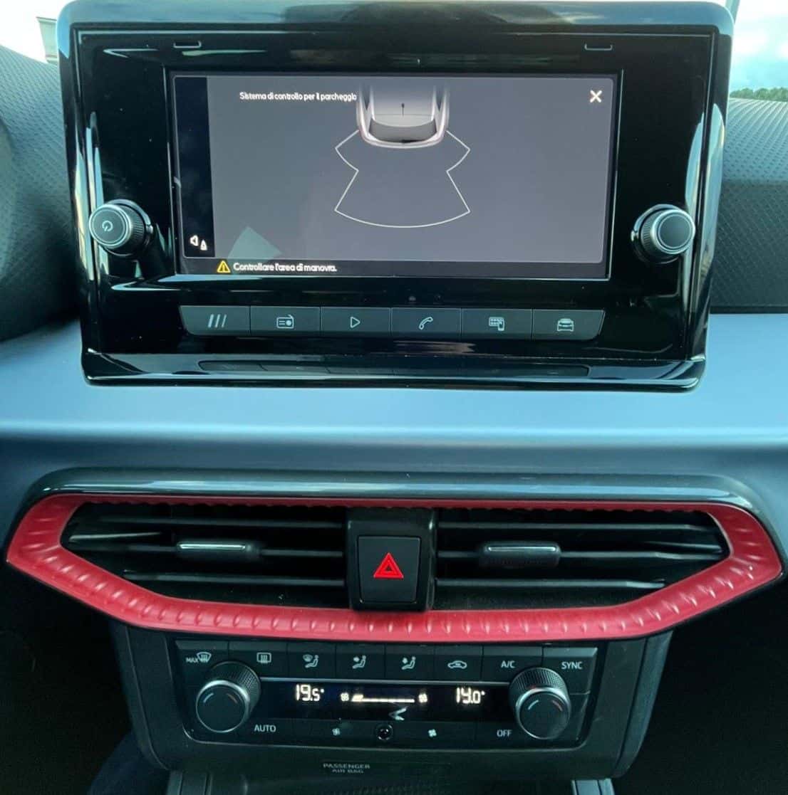 Seat Ibiza 1.0 EcoTSI 95 CV 5 porte FR - Immagine 11