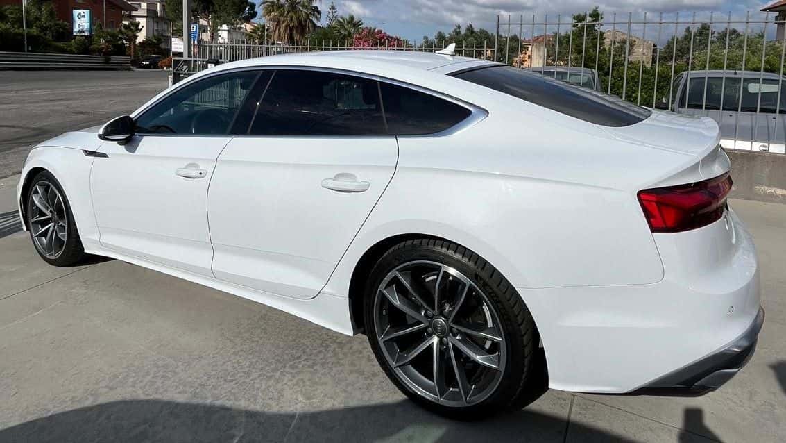 Audi A5 II 2020 Sportback 40 2.0 tdi S line edition 190cv s-tronic - Immagine 2
