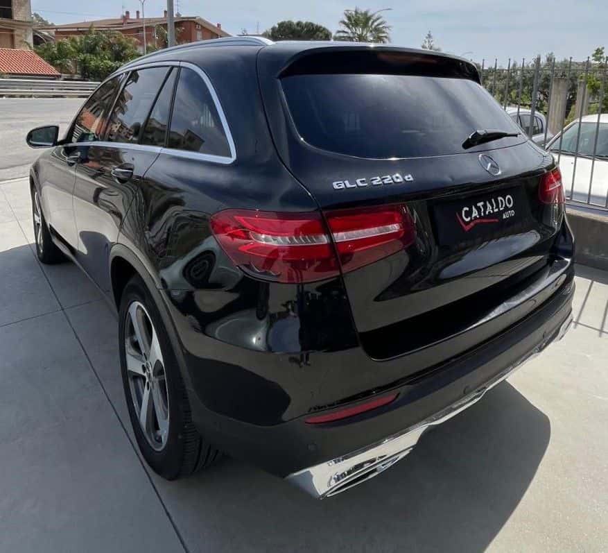 Mercedes-Benz GLC 220 d Sport 4matic auto - Immagine 3