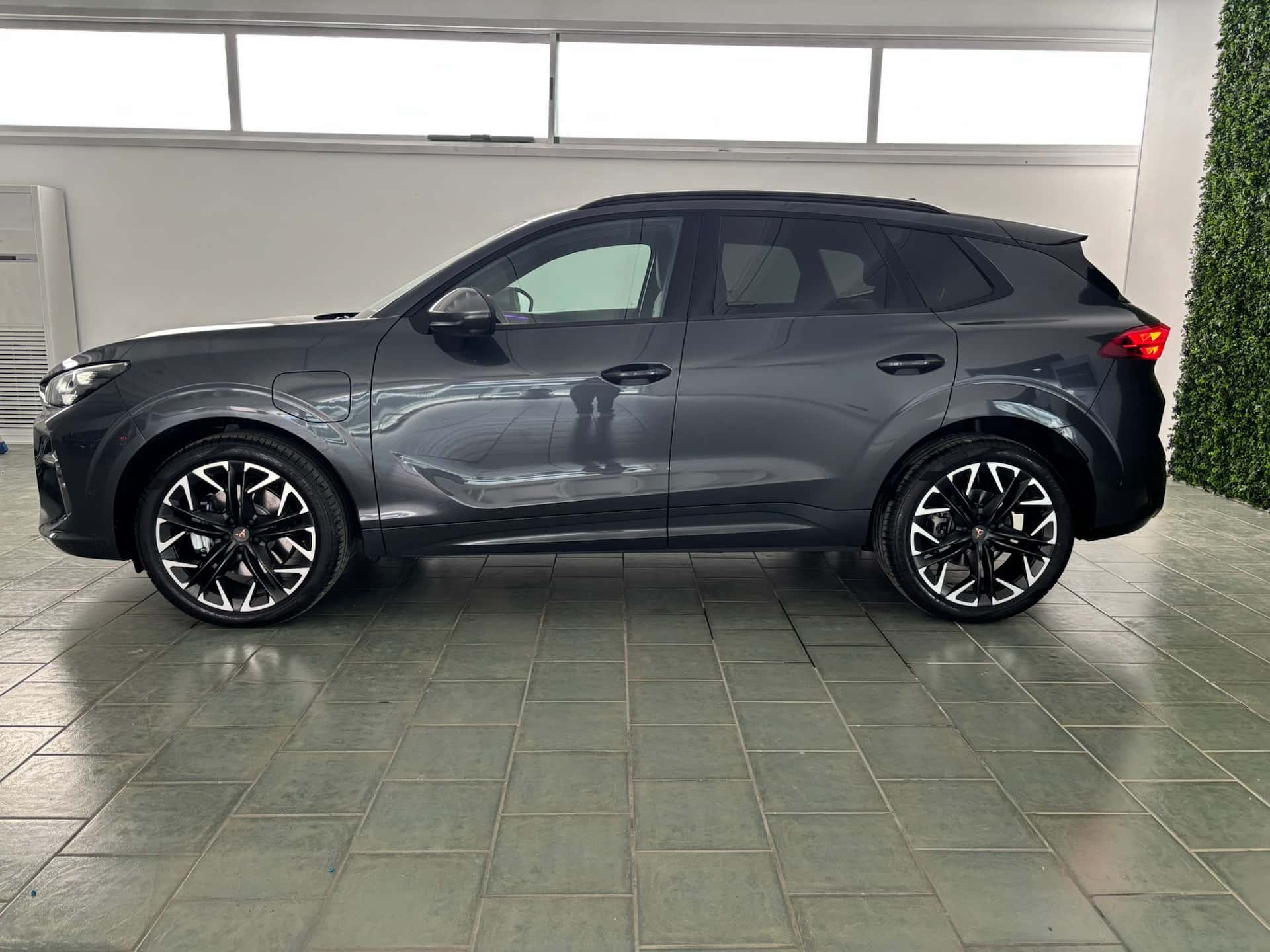 CUPRA Terramar 1.5 e-hybrid 204cv dsg - Immagine 2